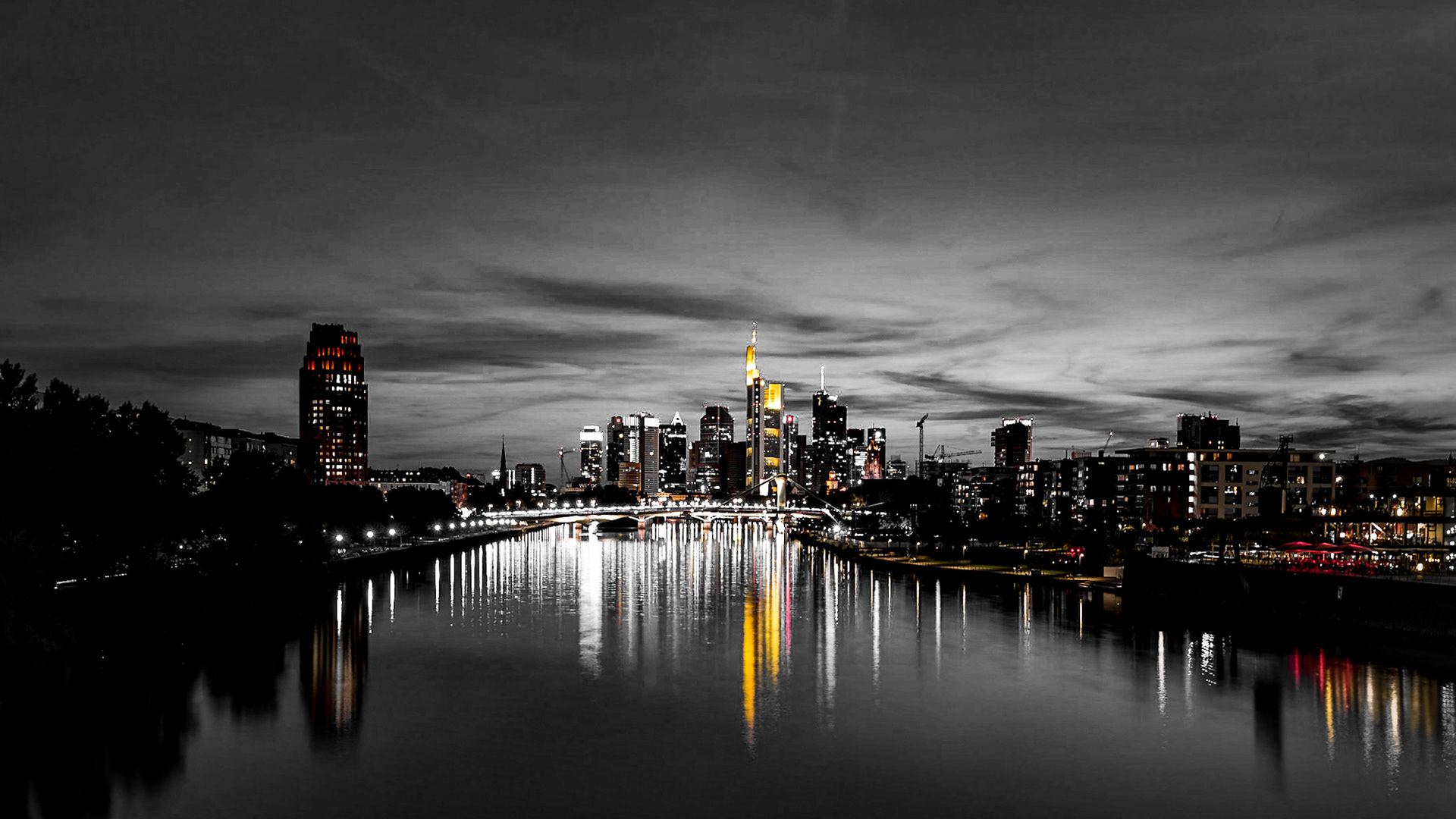 WARM GREY MAINHATTAN - Germany