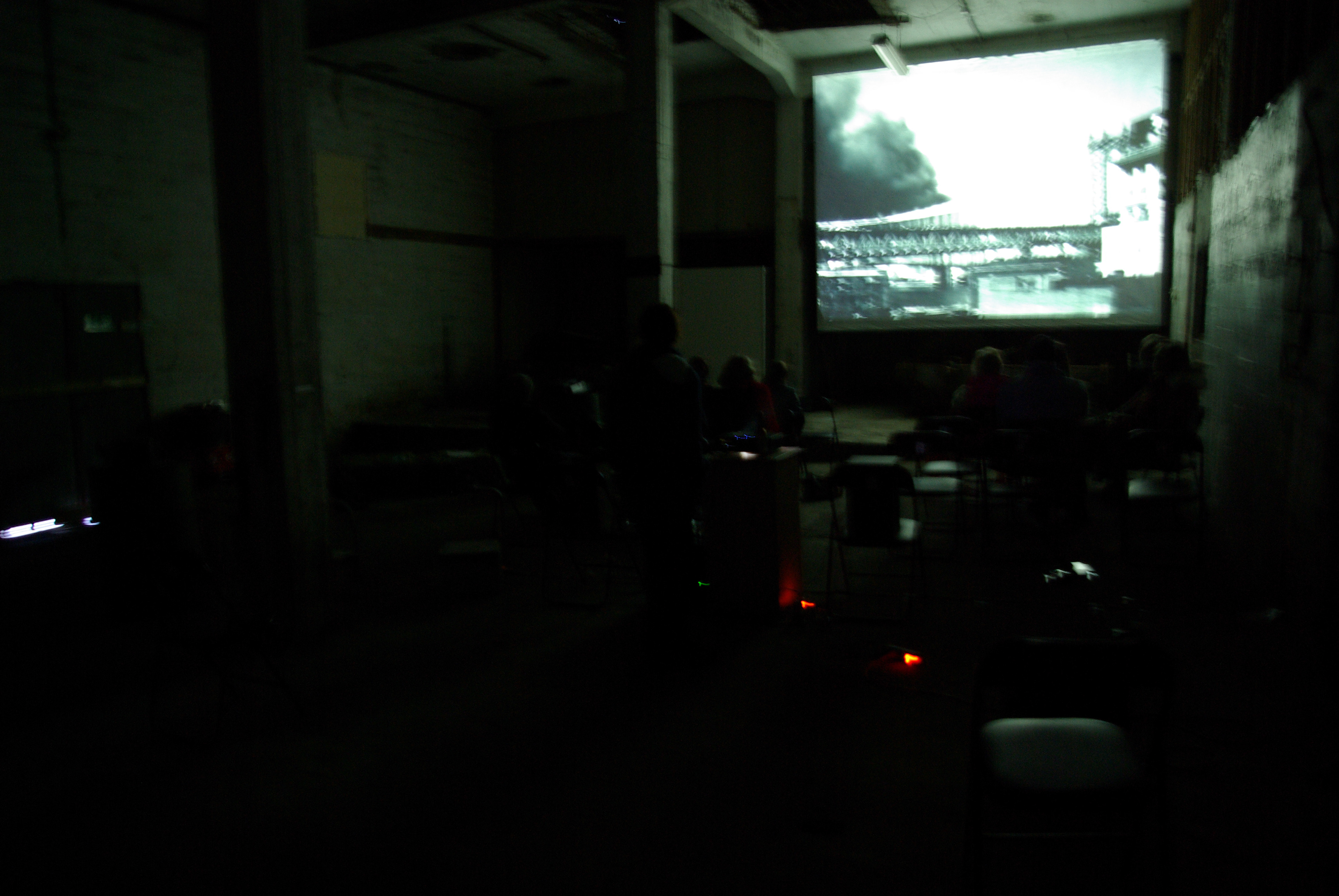Moira Tierney STRANDSIGLING FILM projections