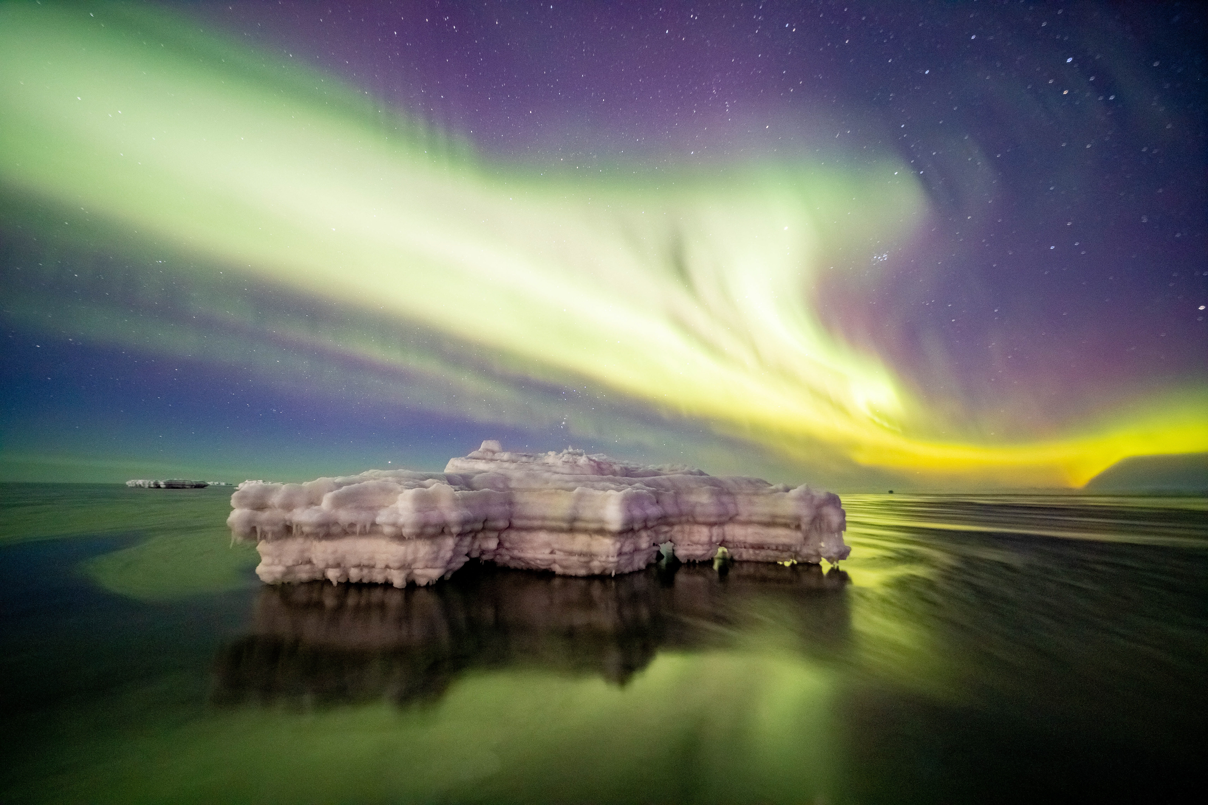 Iceberg Aurora