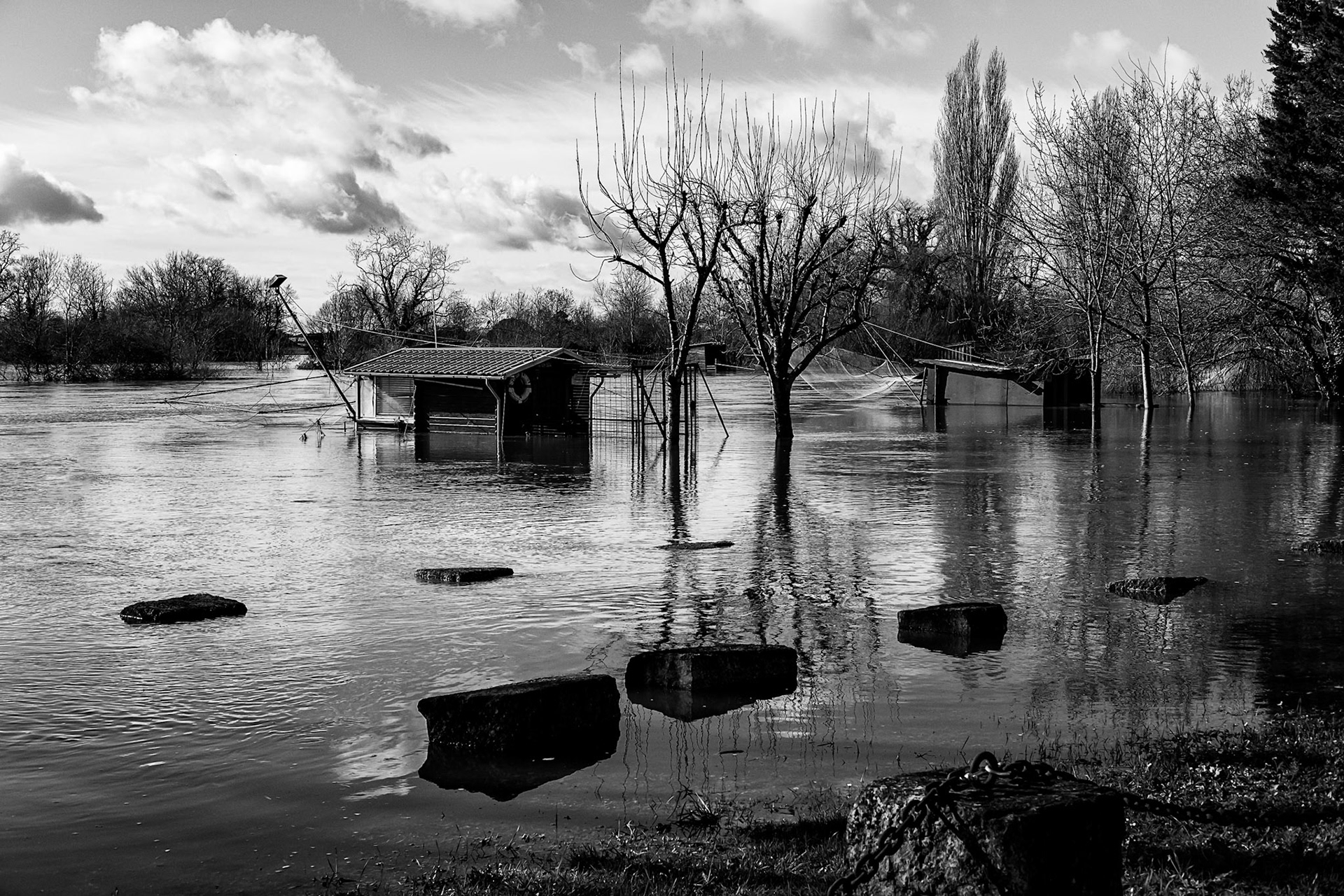 Fujifilm X-Pro1 | Saint-Savinien-sur-Charente - La cabane les pieds dans l'eau