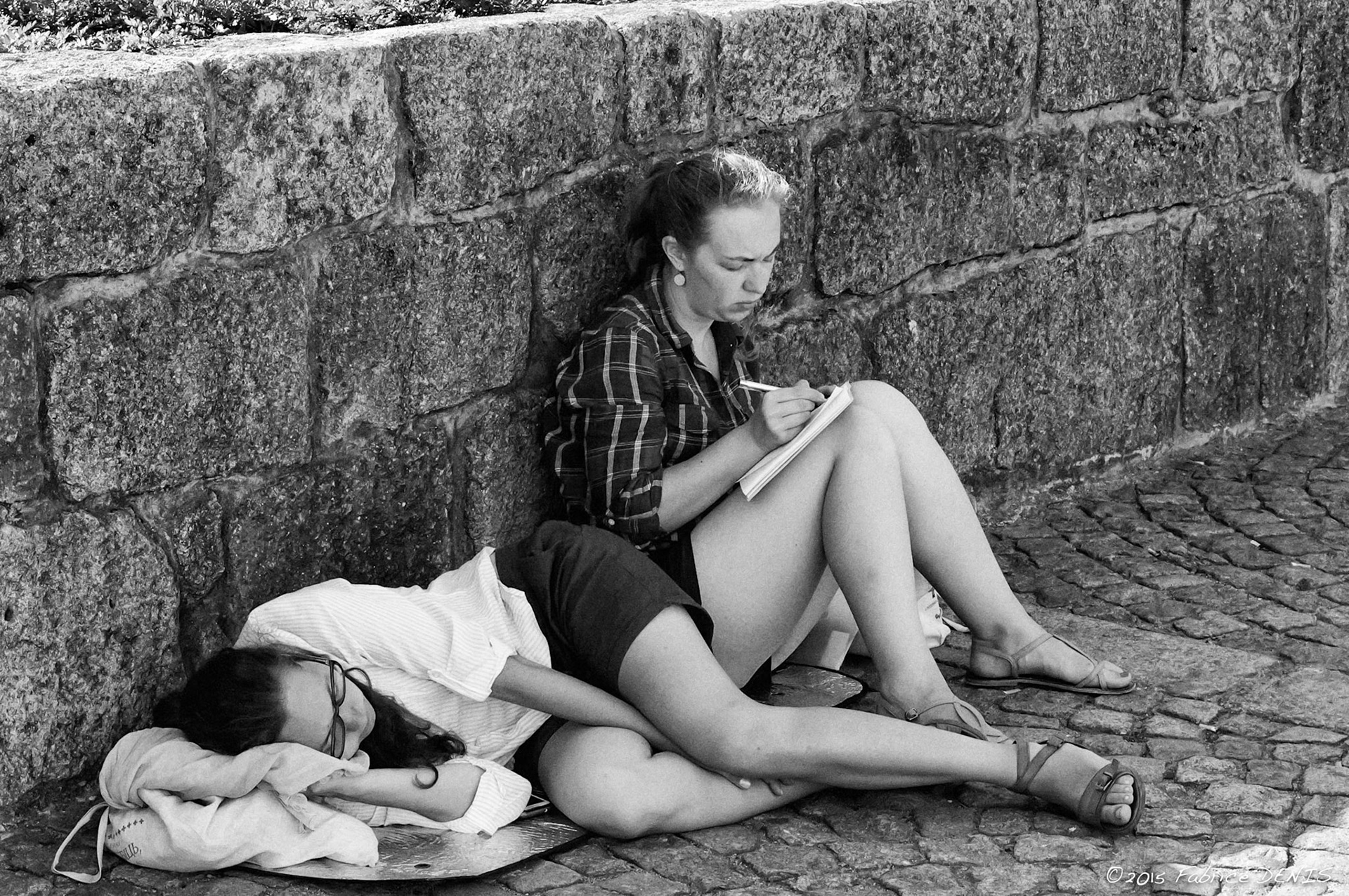 Nikon D70 | Dans le Centre Historique de Porto au Portugal - Ecrire ou dormir, il faut choisir ?