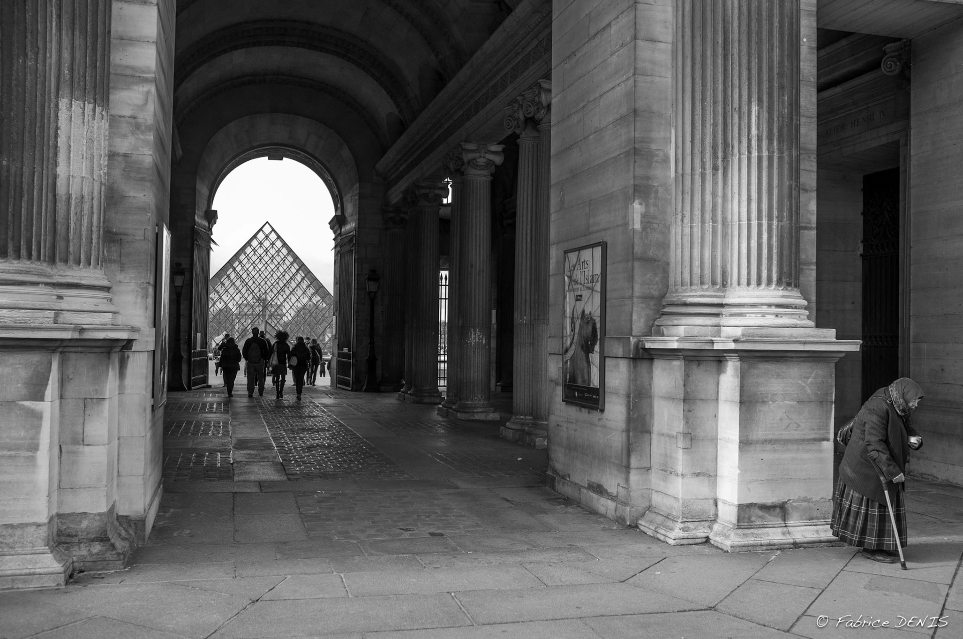 Fujifilm X100 | Paris - Musée du Louvre - Entrée de la Cour Carrée