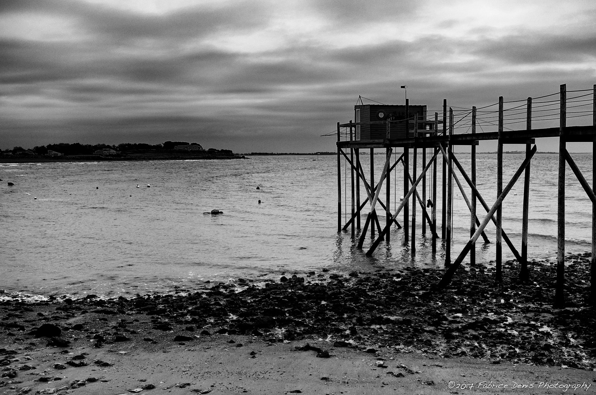 Fujifilm X100 | Angoulins - Pointe de la Belette - Grisaille