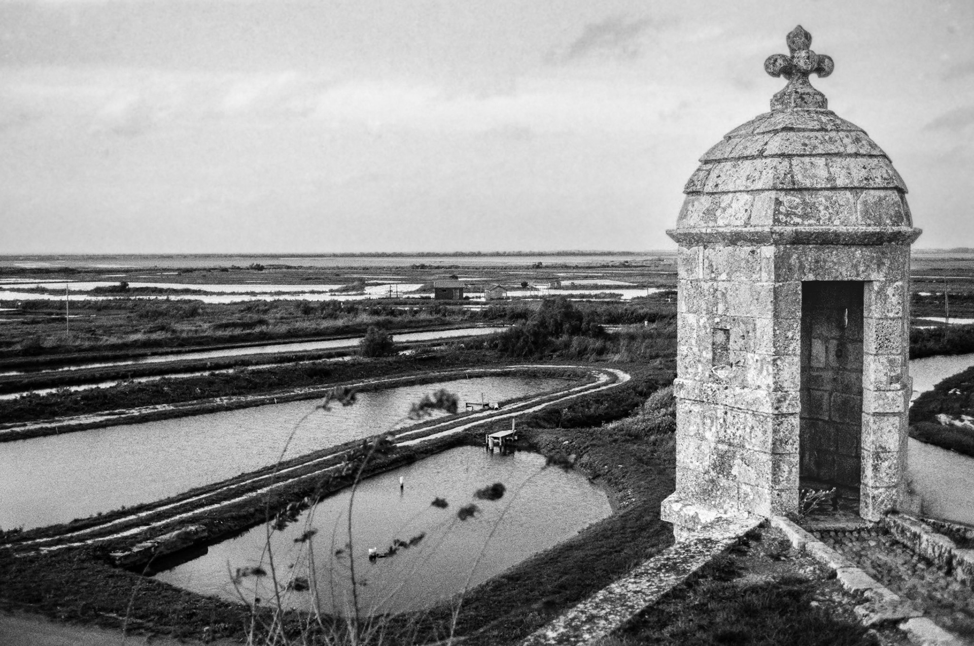 Nikon F100 | Brouage - Le marais vue des remparts