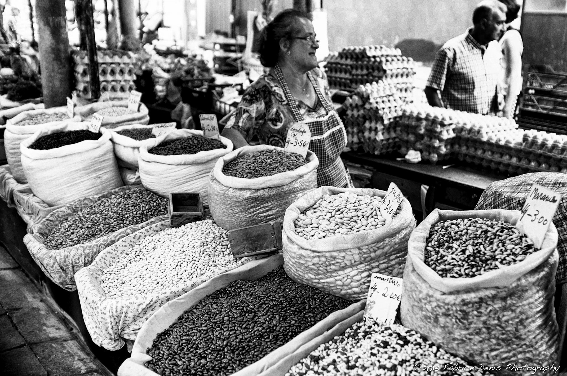 Fujifilm X100 | Porto - Mercado do Bolhao - A les zaricots !!!