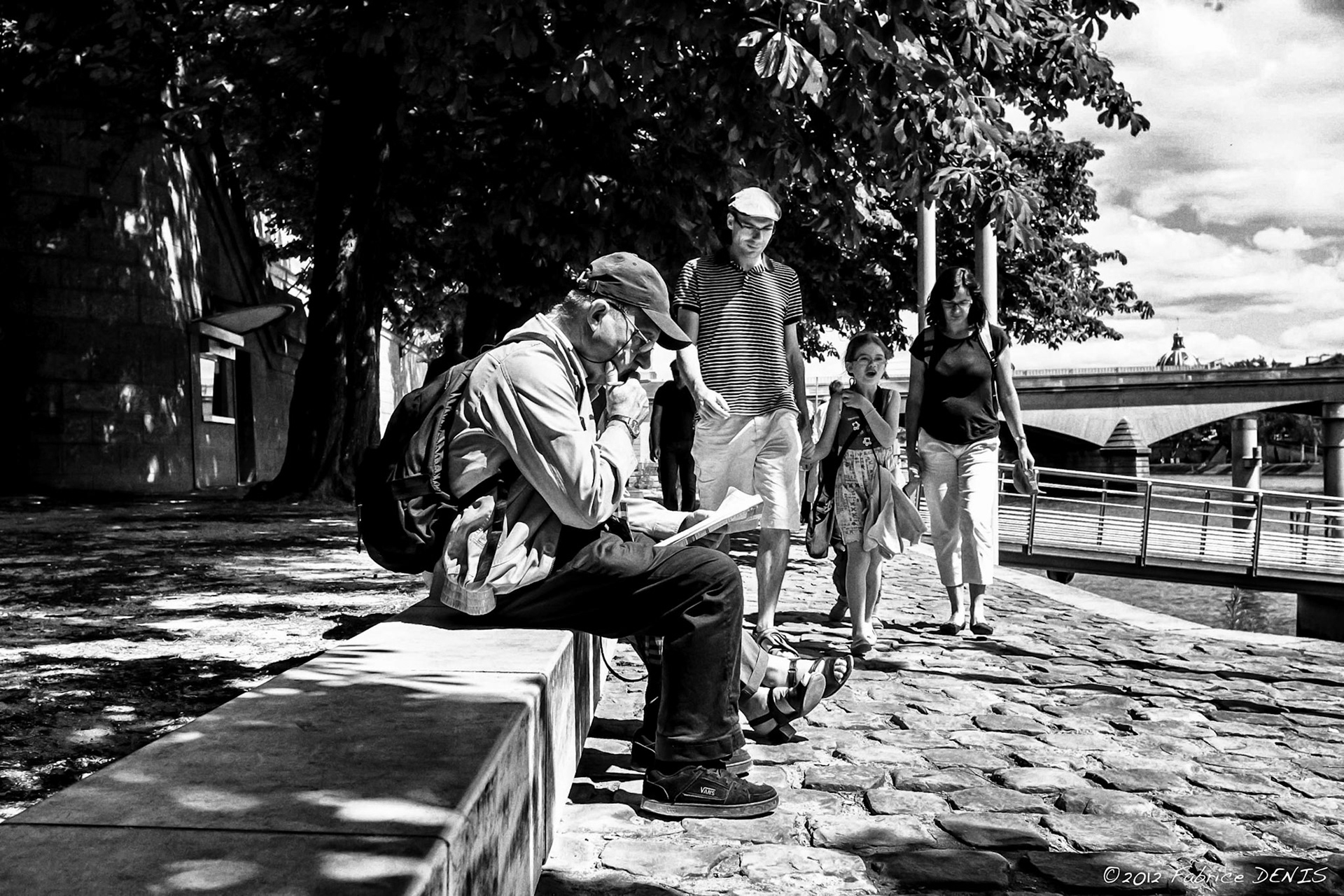 Fujifilm X100 | Paris - Quai des Tuileries - Le lecteur...