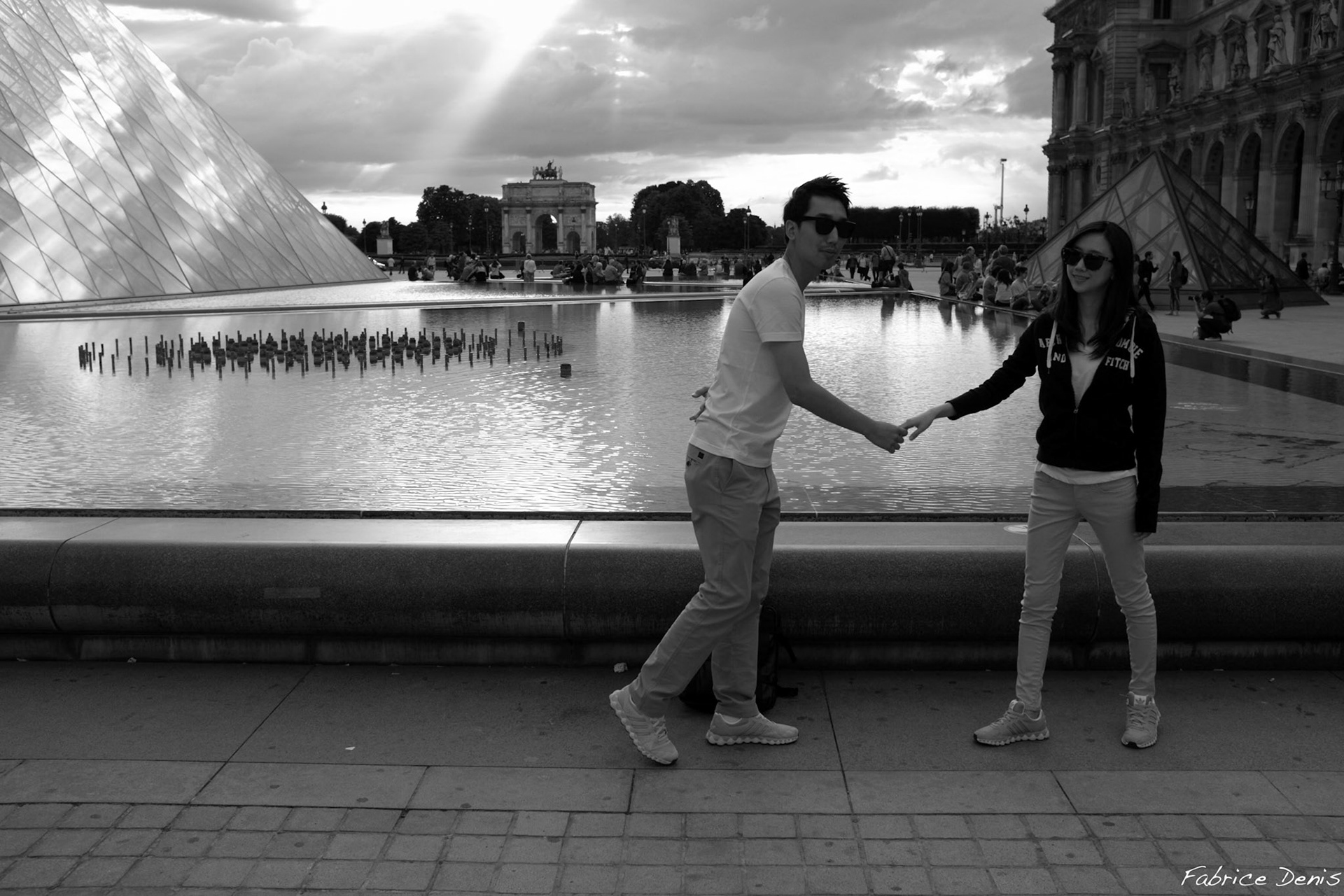 Fujifilm X100 | Paris - La Cour du Musée du Louvre - Souvenir