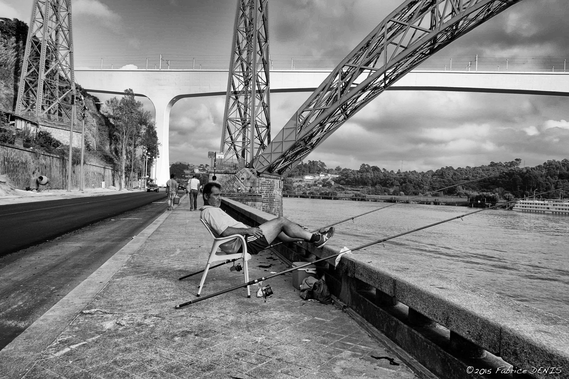 Fujifilm X-Pro1 | Porto - Av. de Gustavo Eiffel - Le pêcheur...