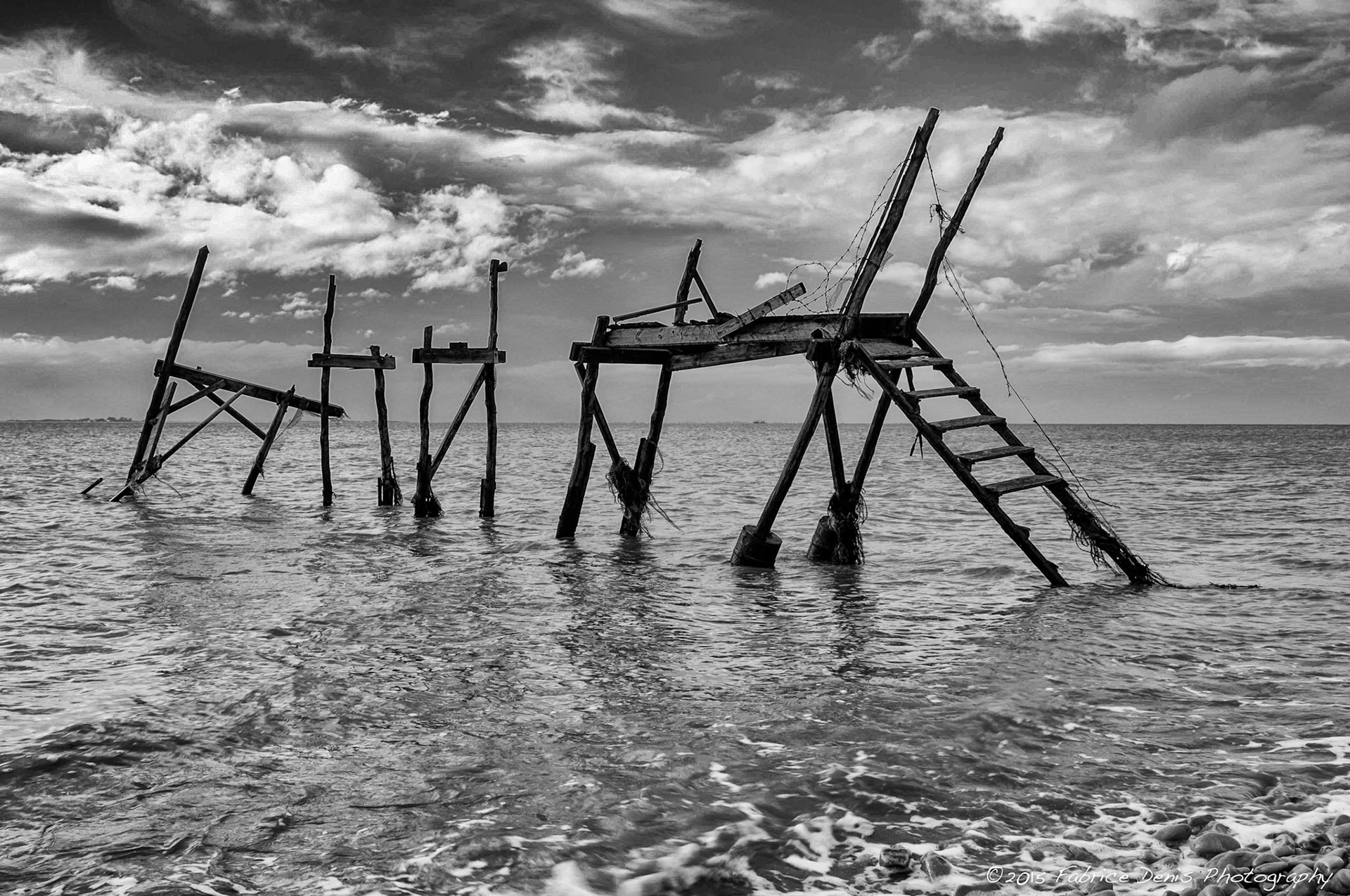 Fujifilm X100 | Carrelet abandonné dans la Baie de l'Aiguillon - Détruit...