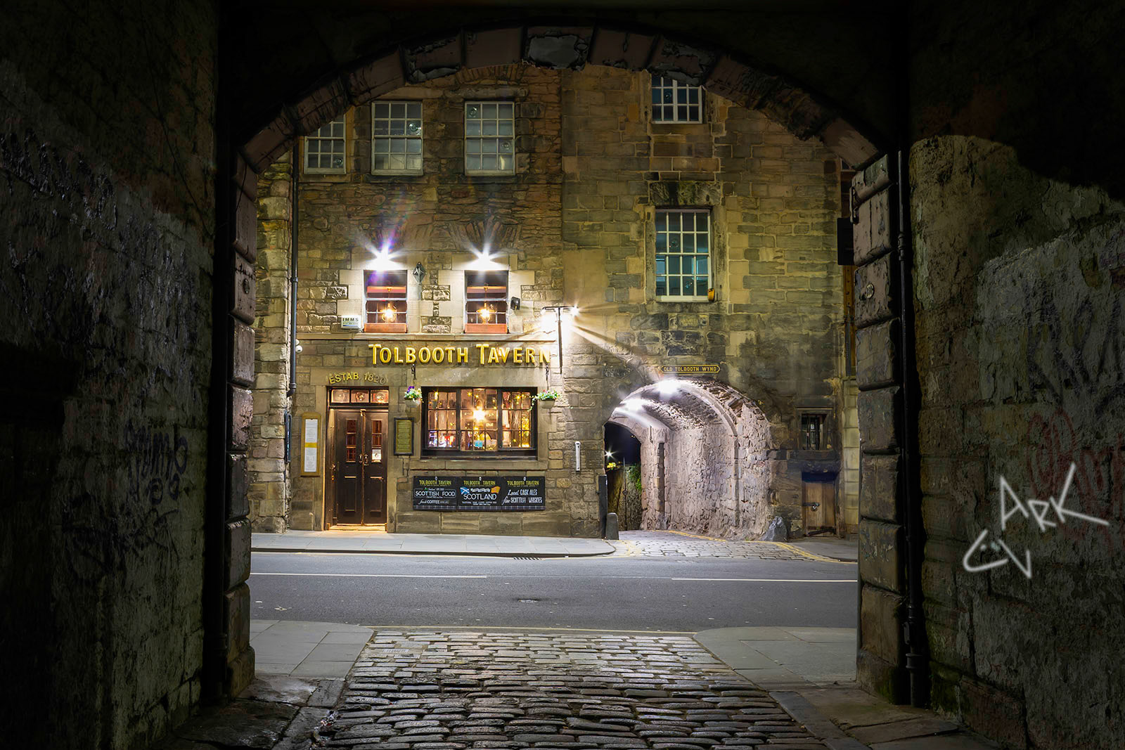 TOLBOOTH TAVERN