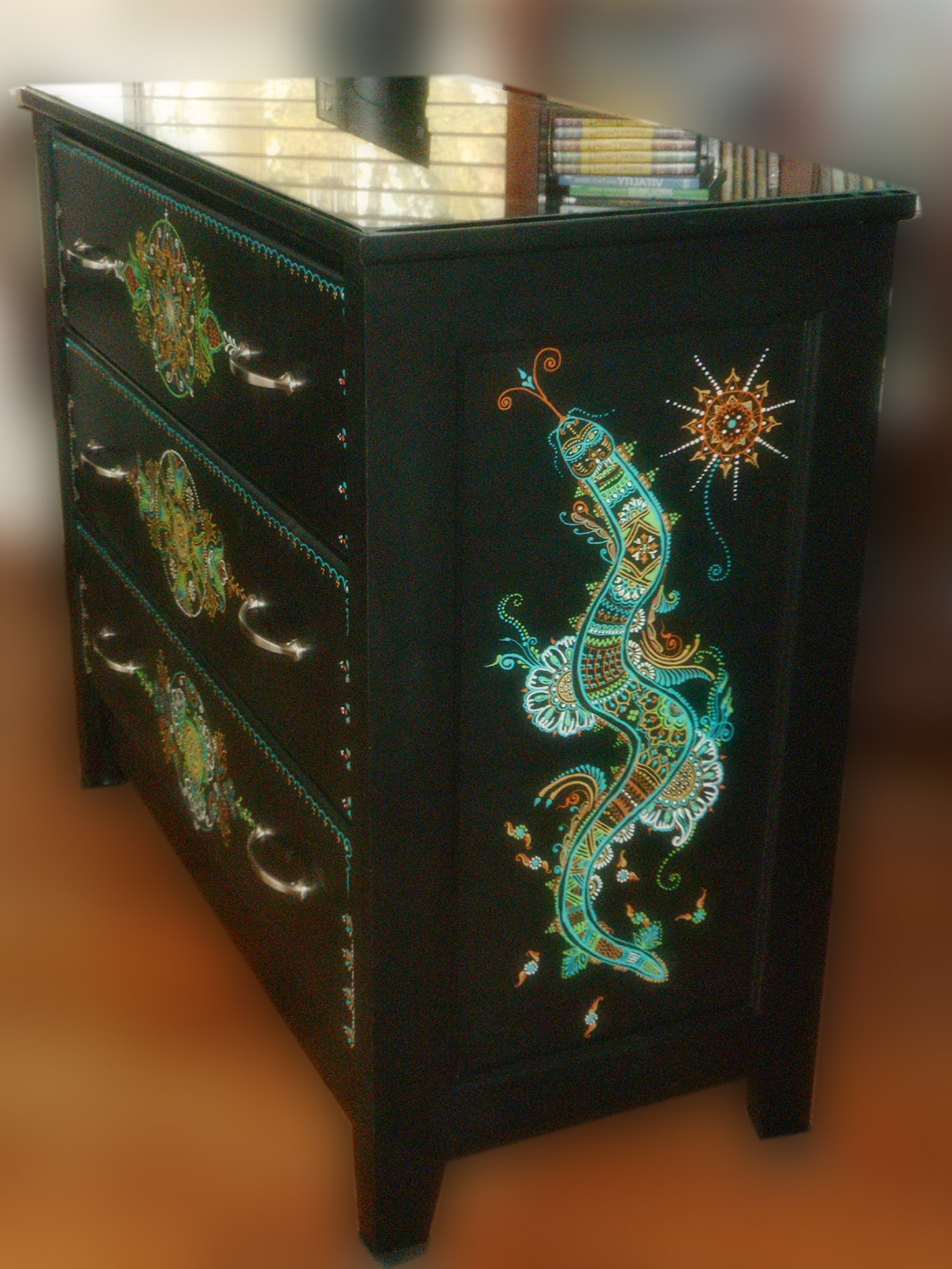 Snake Side Panel