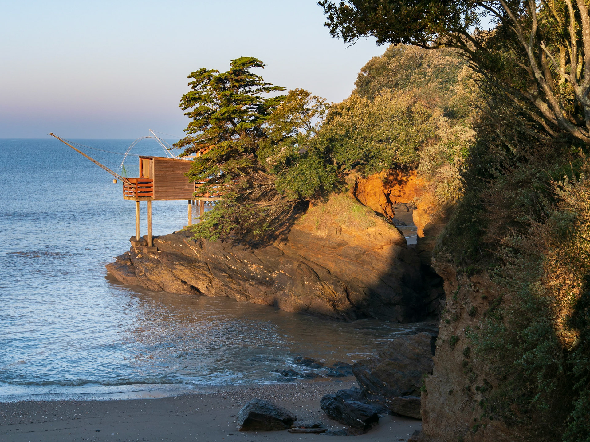 Le trou dans les rochers