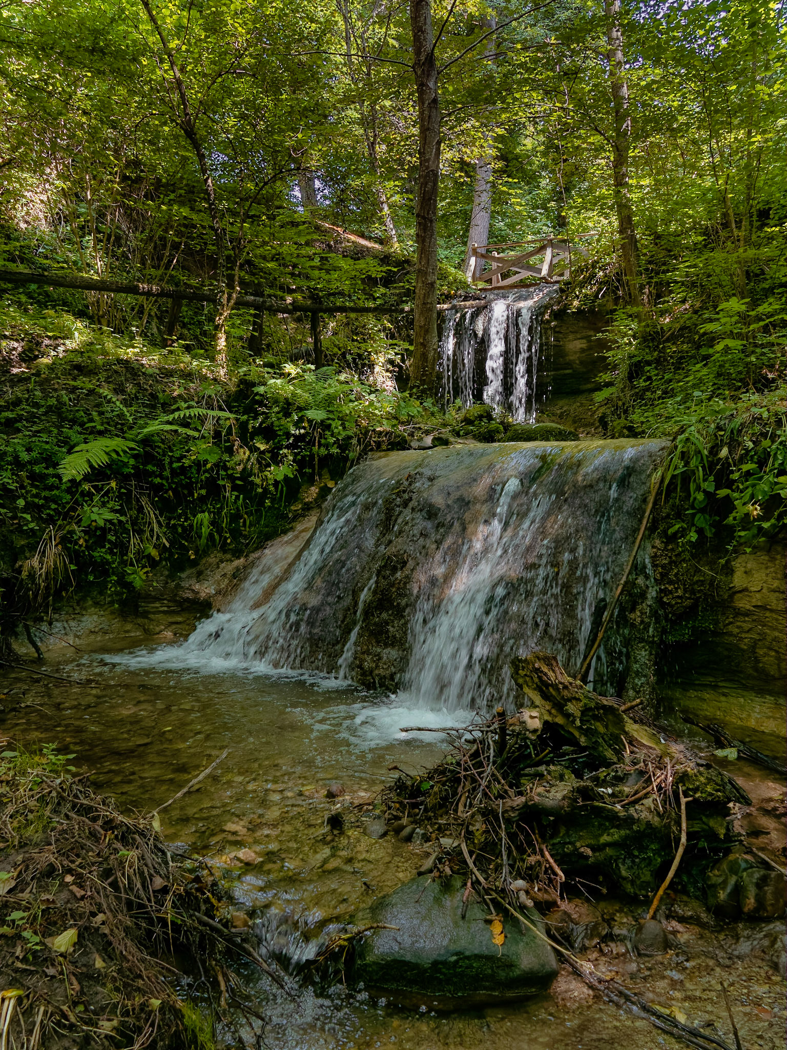 Cascade sur la Menthue