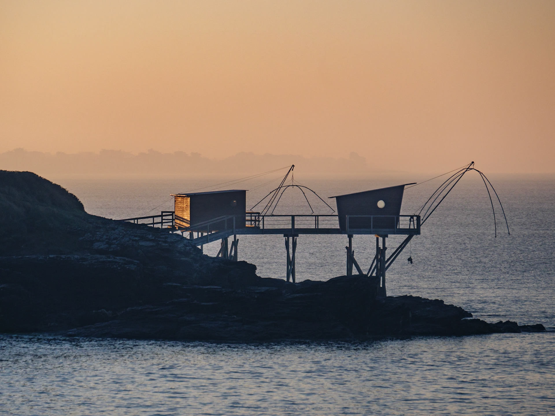 Carrelets dans la brume