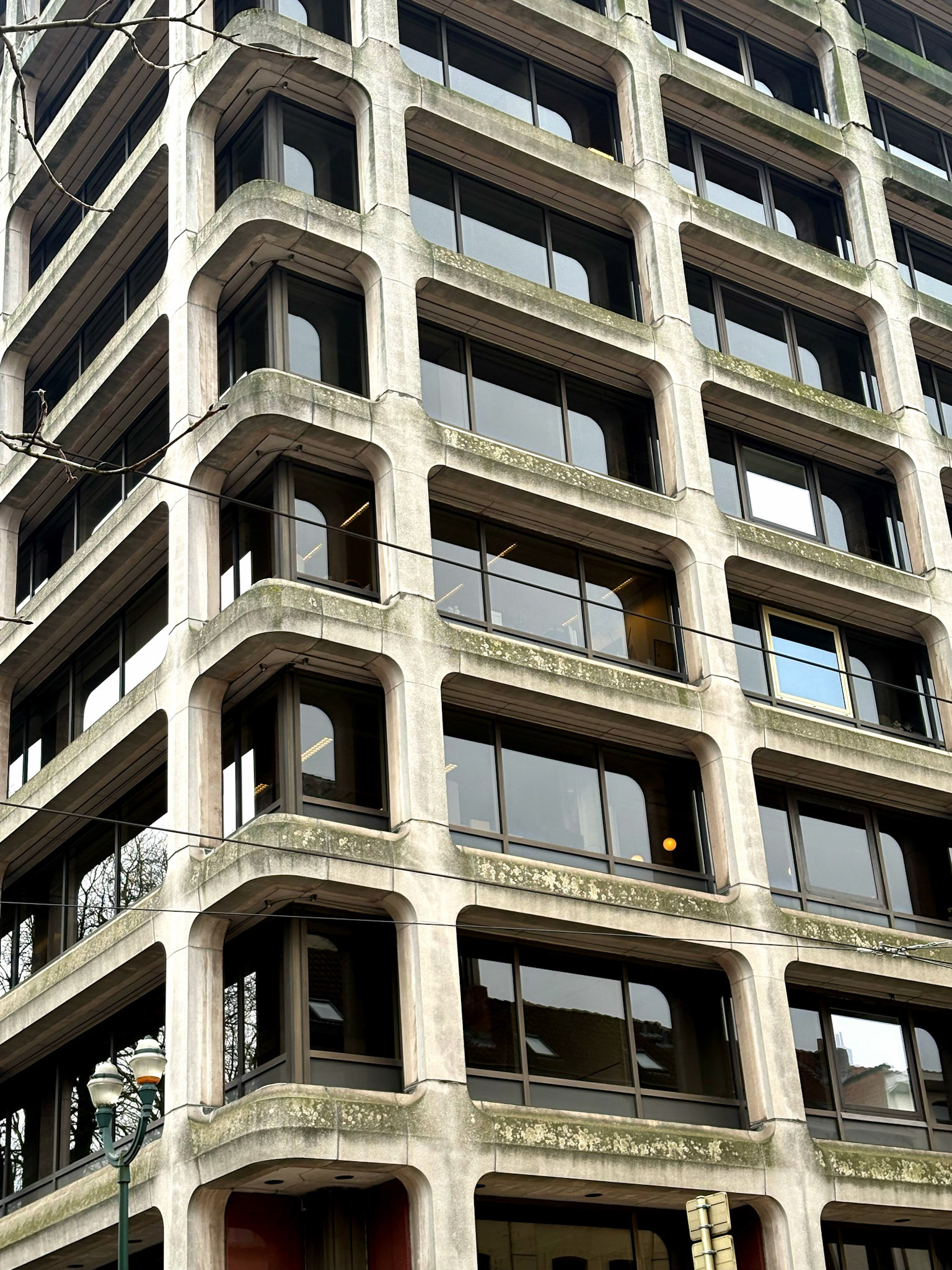 Complexe Louise-Legrand / béton architectonique (1972) / Avenue Louise, Bruxelles
