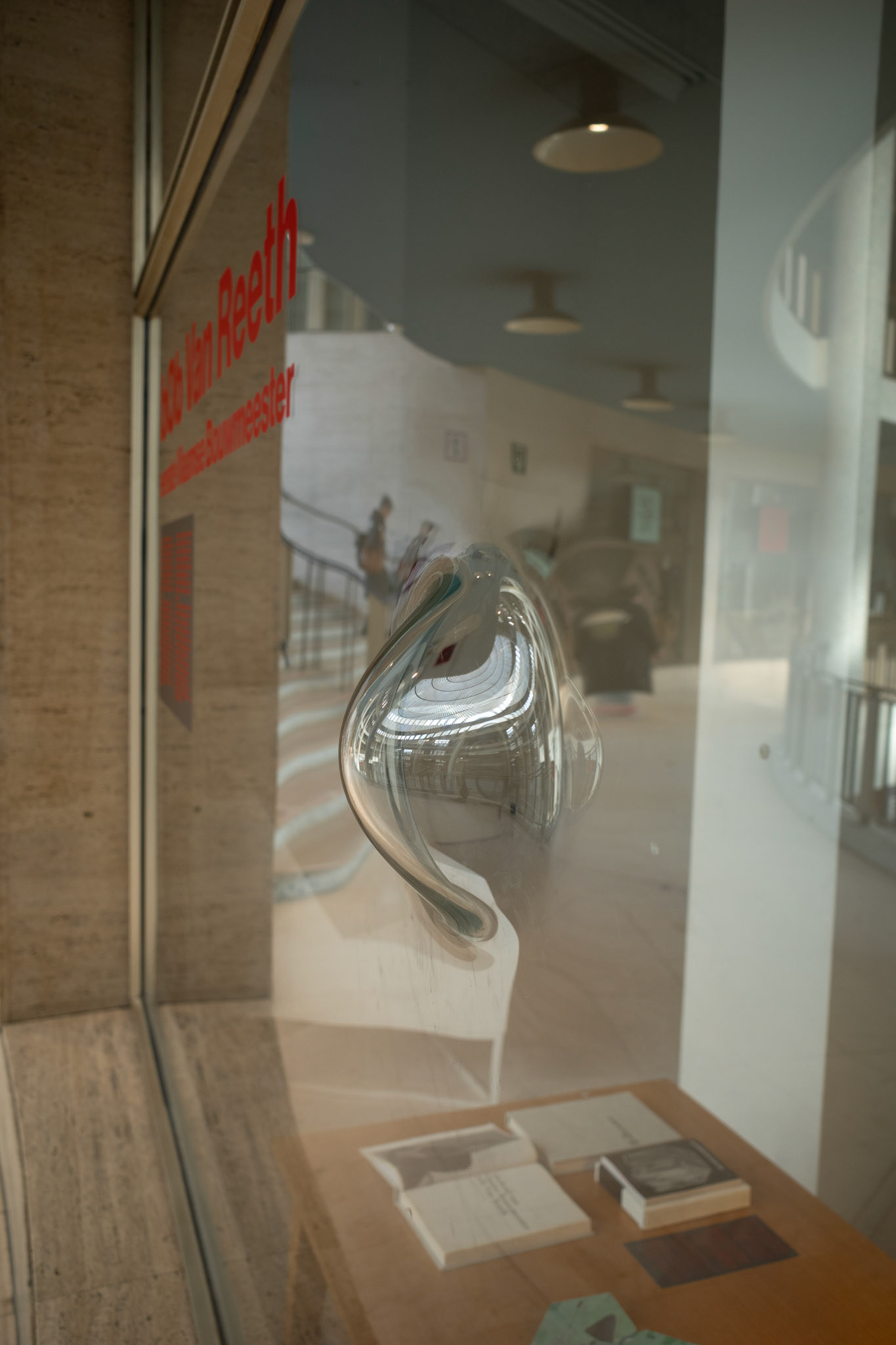 Glass Bump / Galerie Ravenstein, Bruxelles