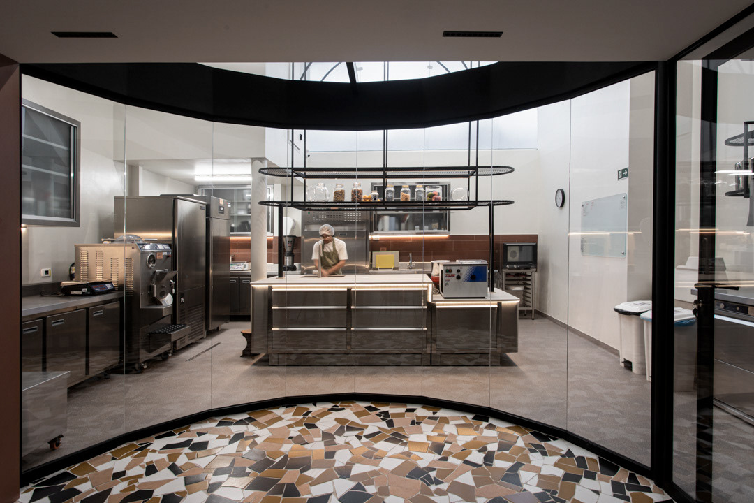 © Mahani Siqueira 2024