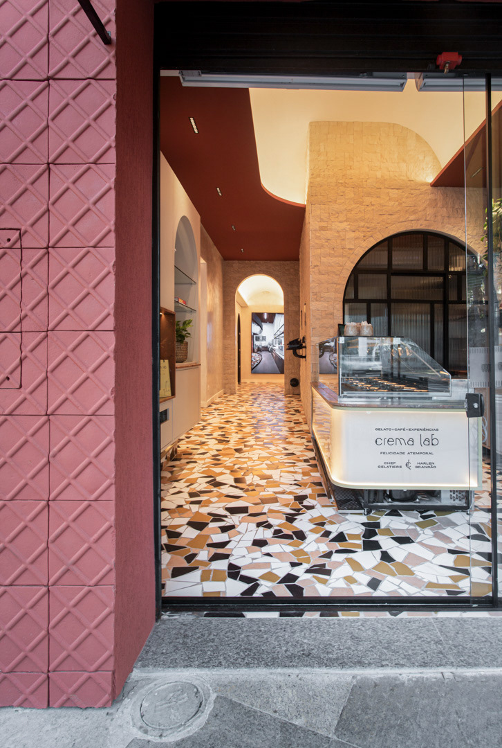 © Mahani Siqueira 2024