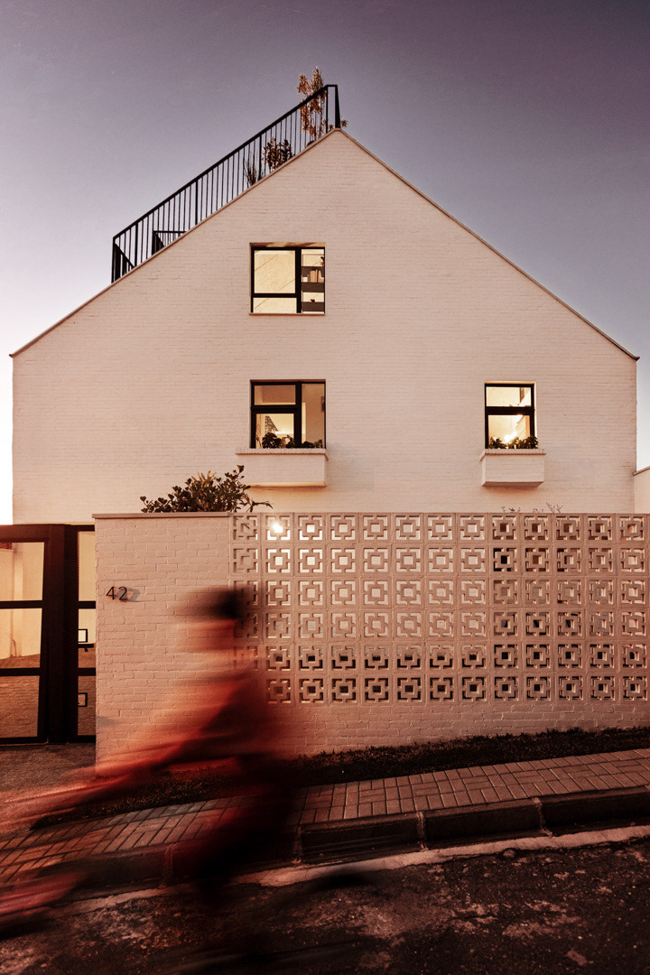 © Mahani Siqueira 2024