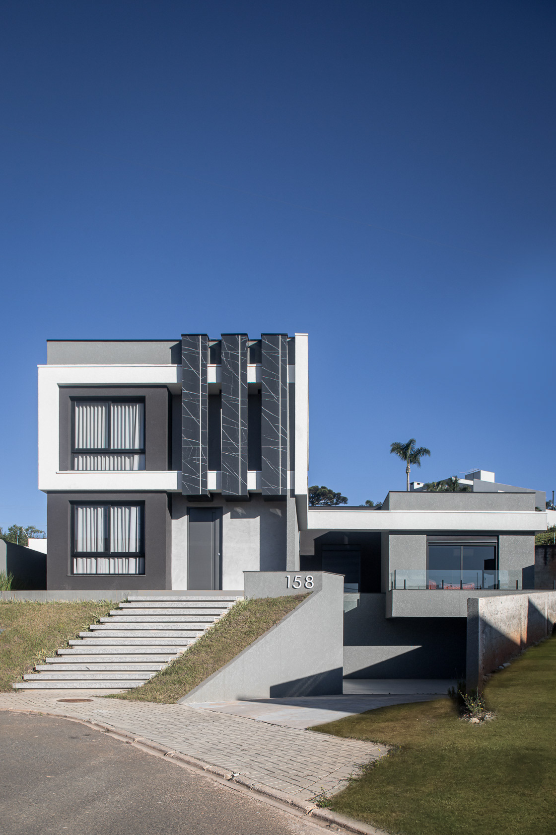 © Mahani Siqueira 2023