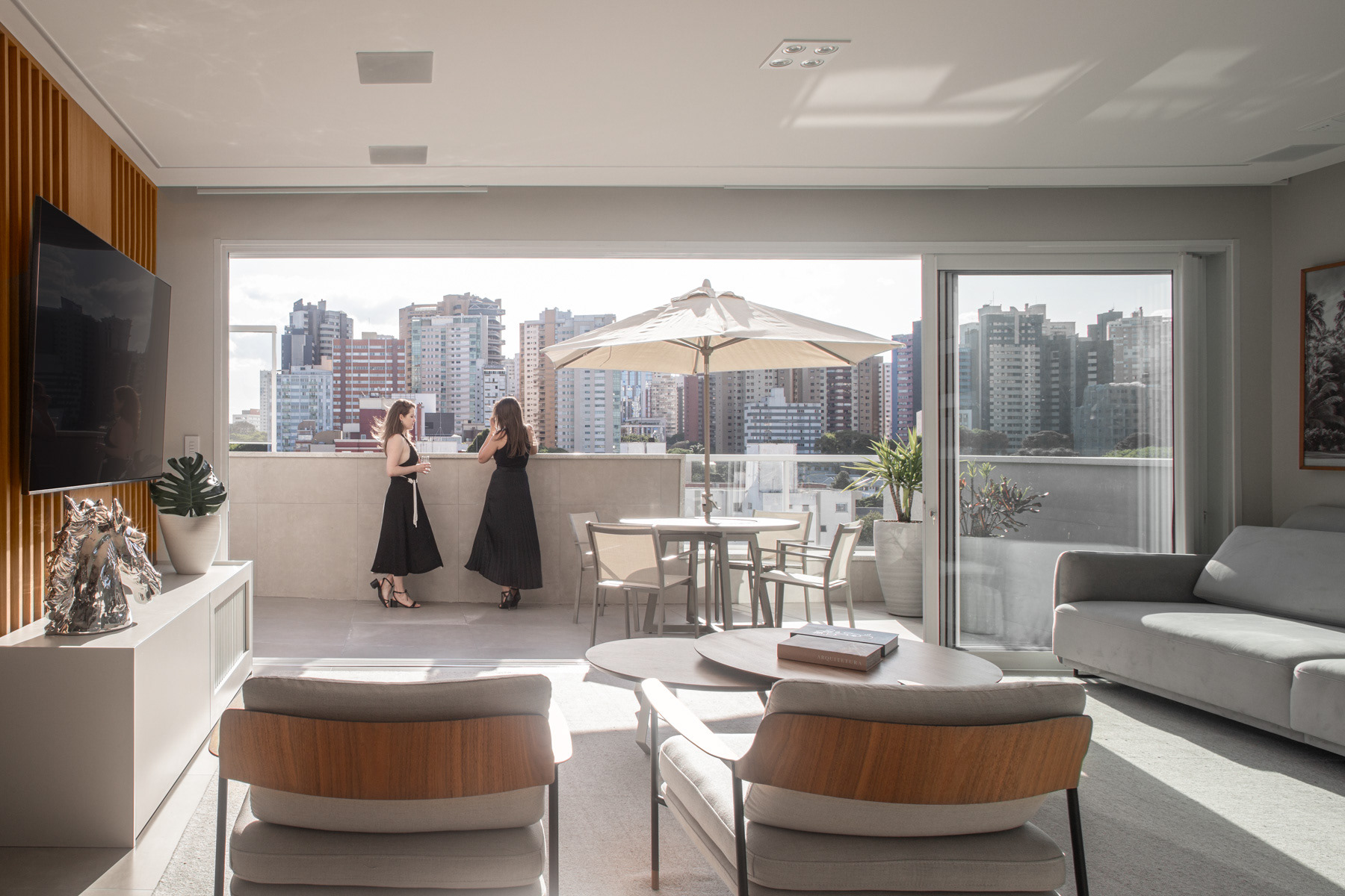 © Mahani Siqueira 2022