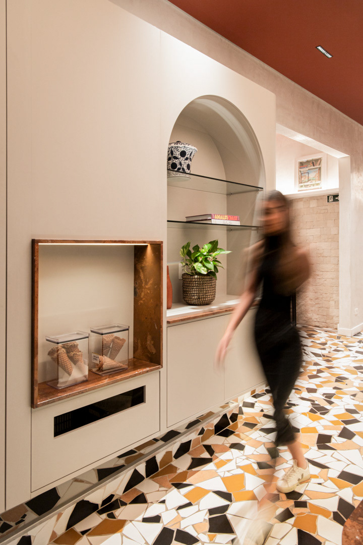 © Mahani Siqueira 2024