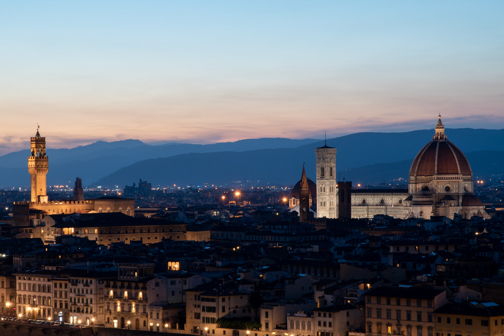 Palazzo Vecchio y Catedral de Santa María del Fiore - Florencia, Italia