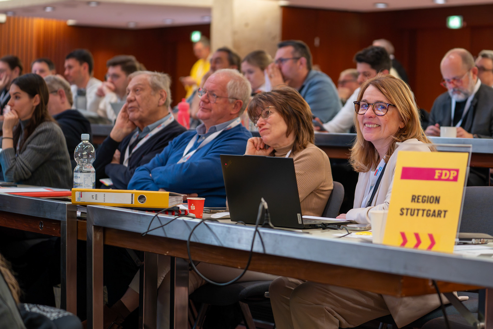 Delegierte - Doris Betz (vorne rechts)