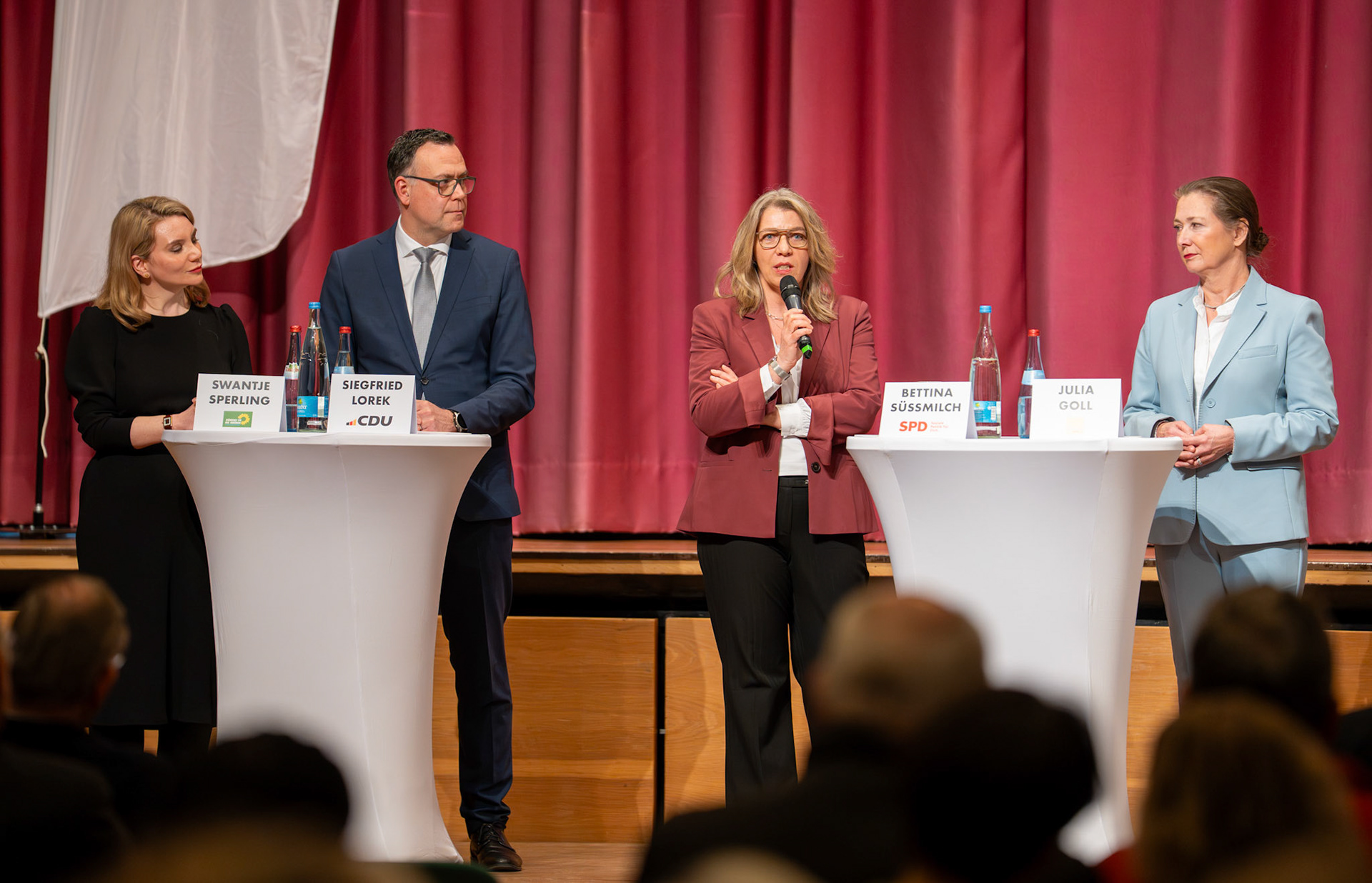 Am 4. Februar 2026 in der Hermann-Schwab-Halle in Winnenden. Podiumsdiskussion zur Landtagswahl in Baden-Württemberg vom VDS (Verband der Selbständigen Winnenden).