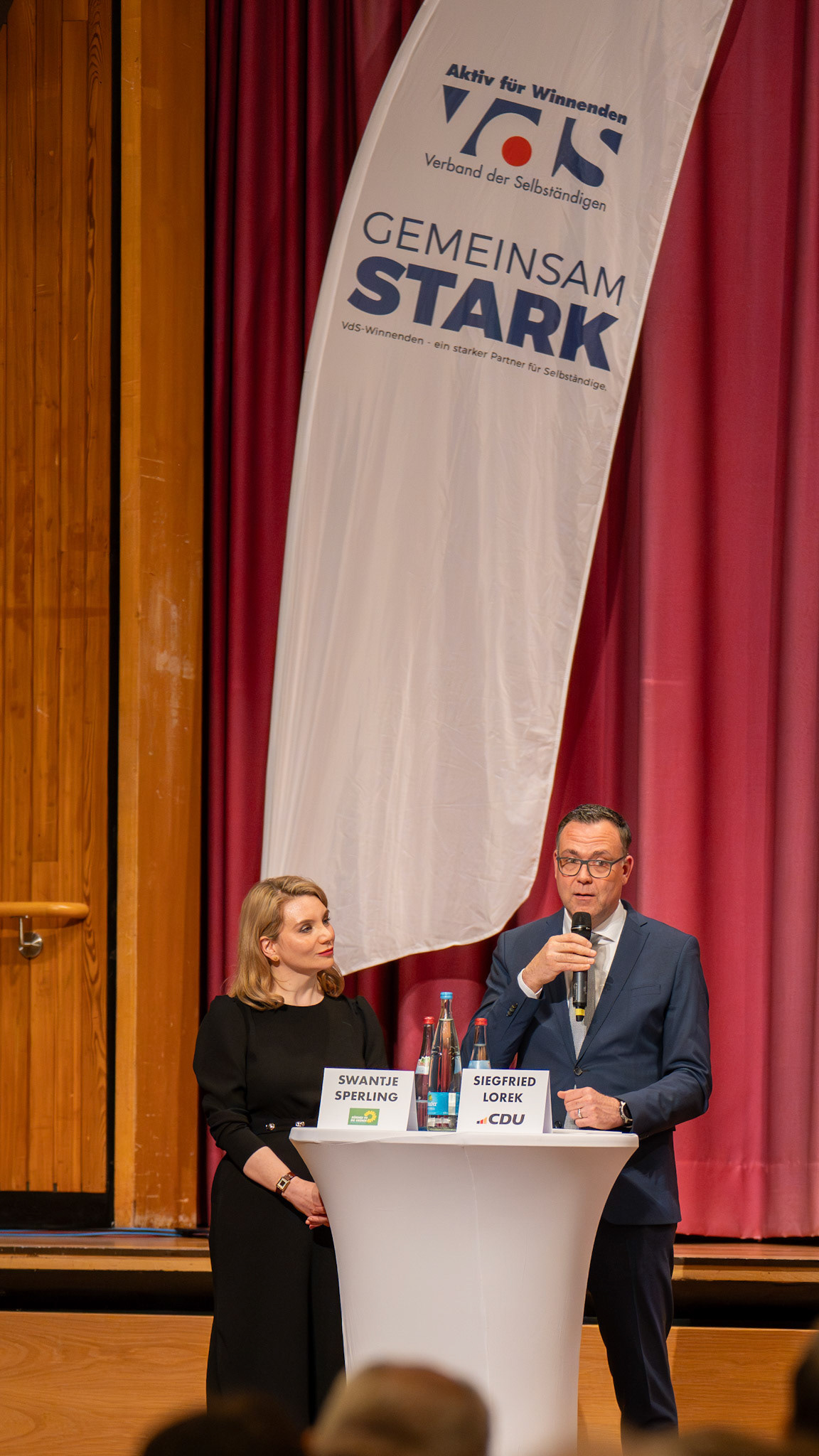 Swantje Sperling MdL und Staatsekretär Siegfried Lorek MdL