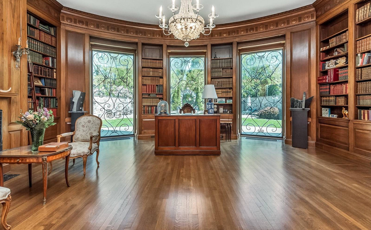Landmore Estate sitting room