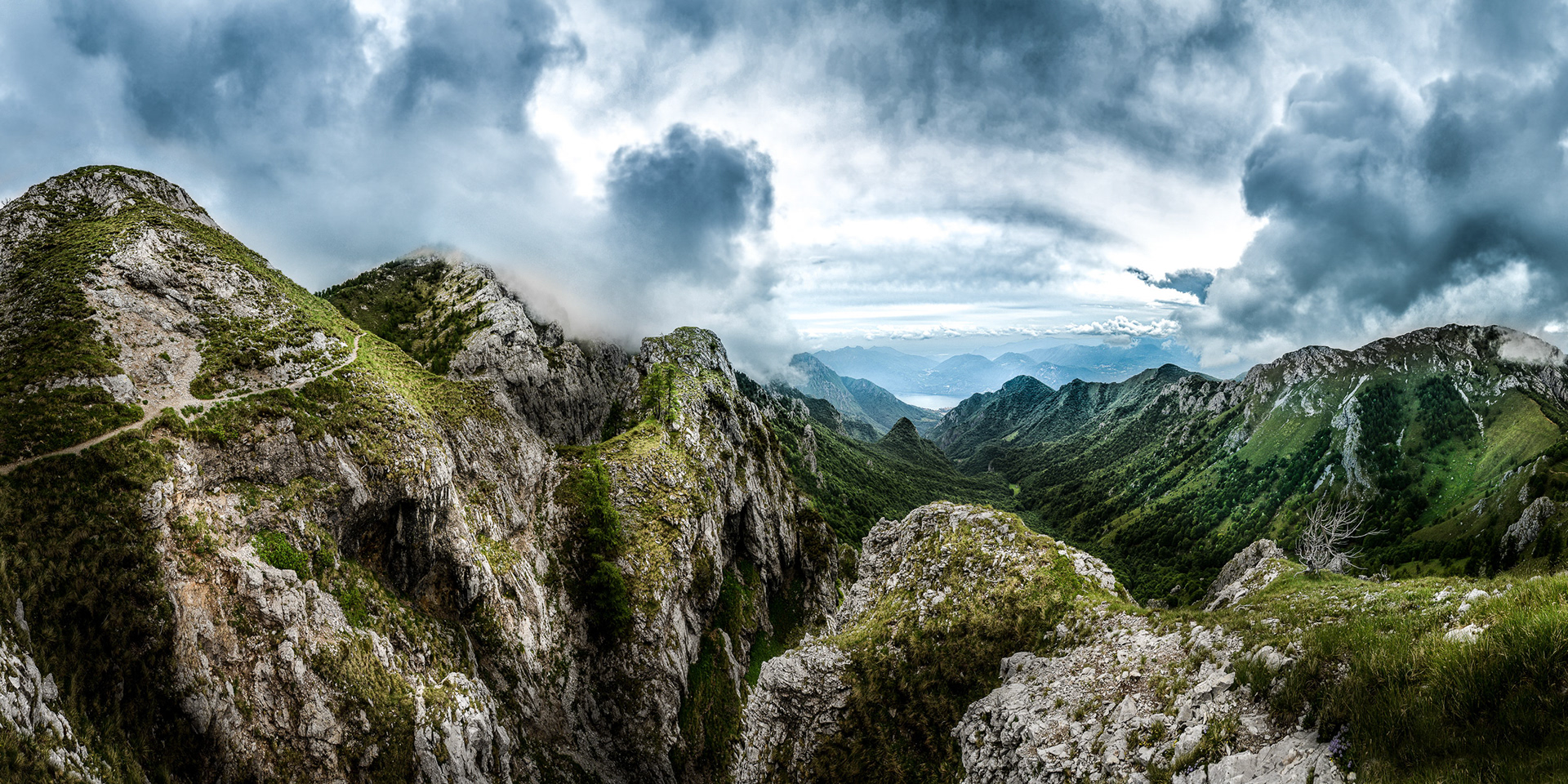 Cresta di Piancaformia, Grigna Settentrionale (Grignone), Lombardia.