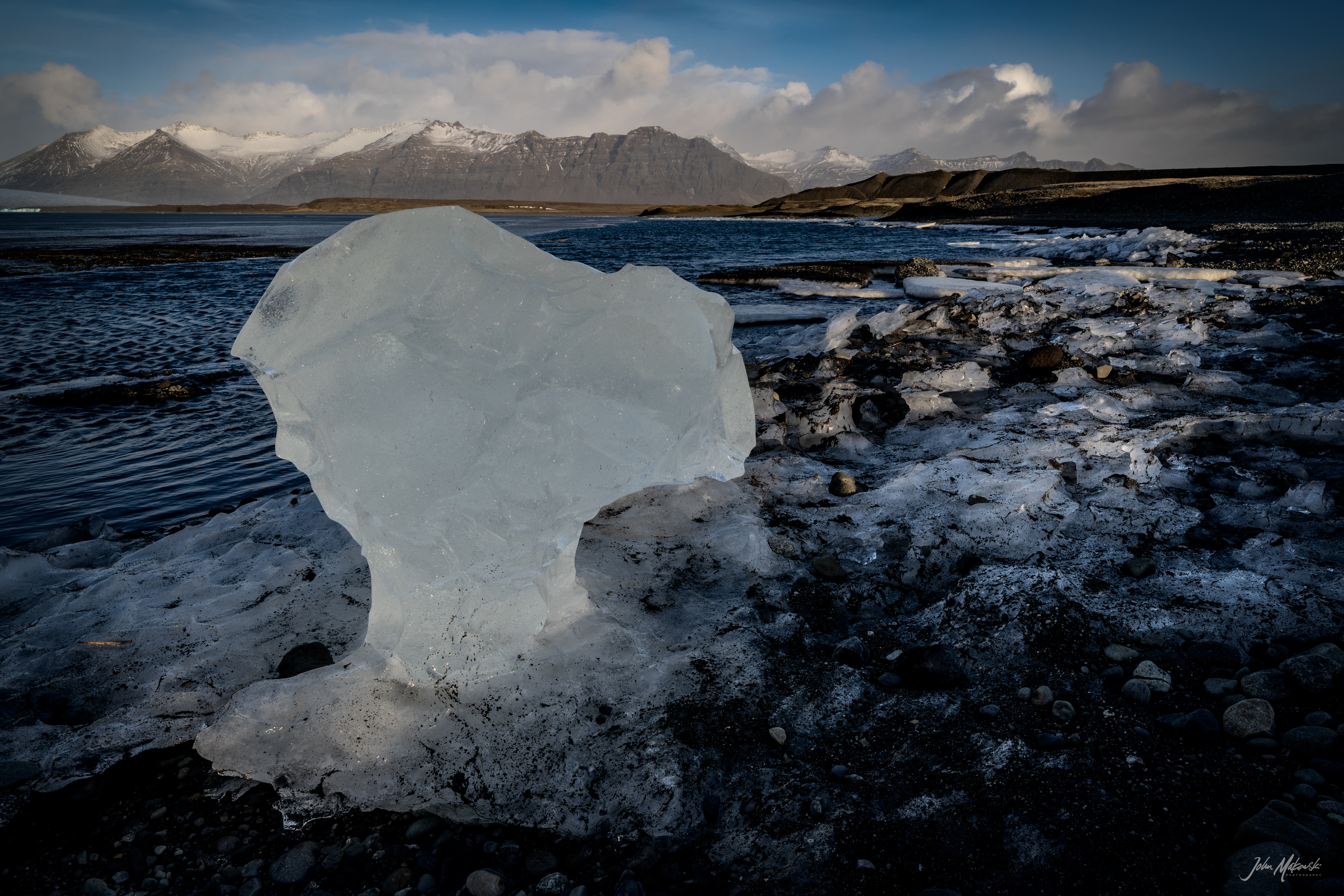 Fjallsárlón Glacier lagoon on the southern end of  Vatnajökull glacier
