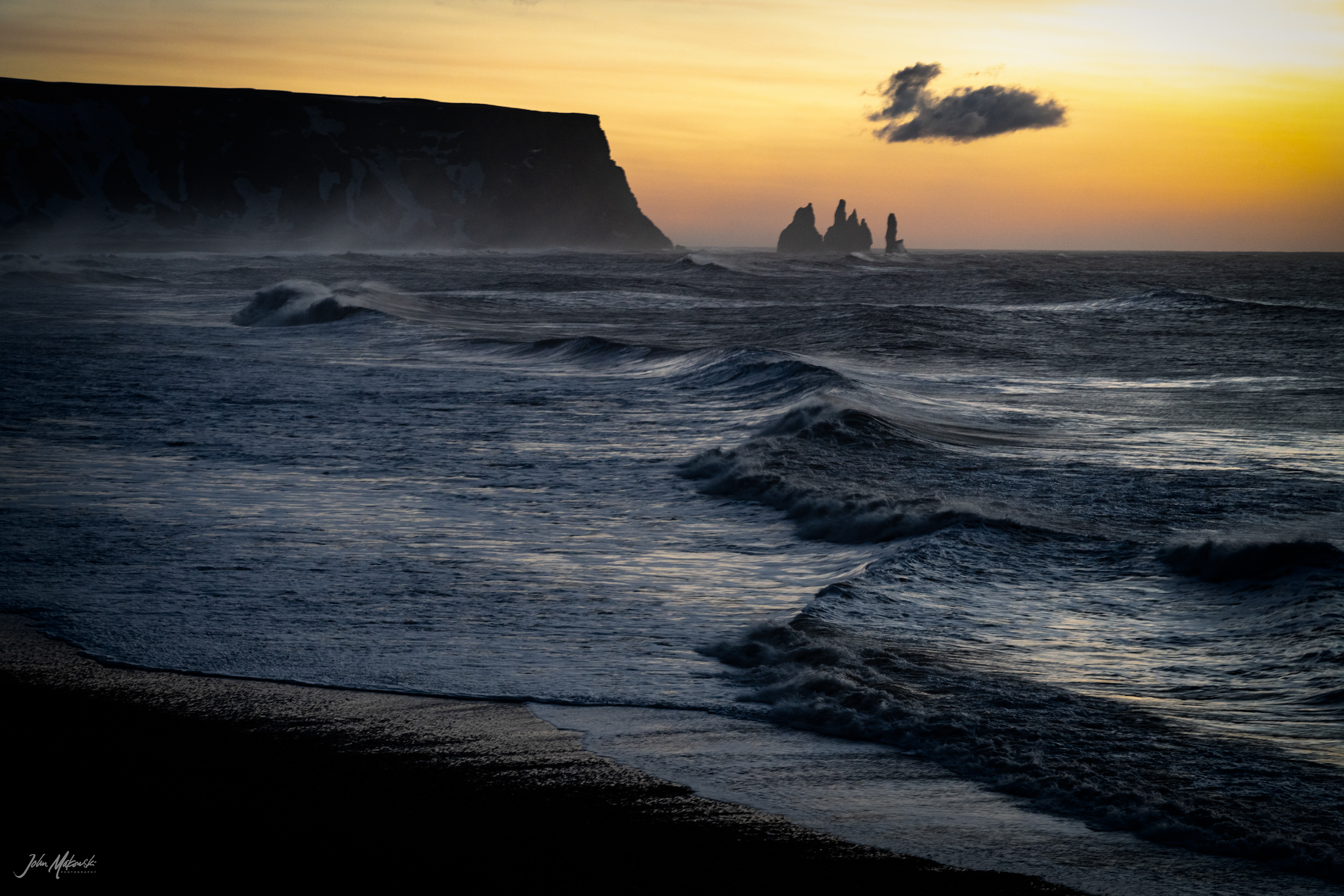 Kirkjufjara Beach Overlook