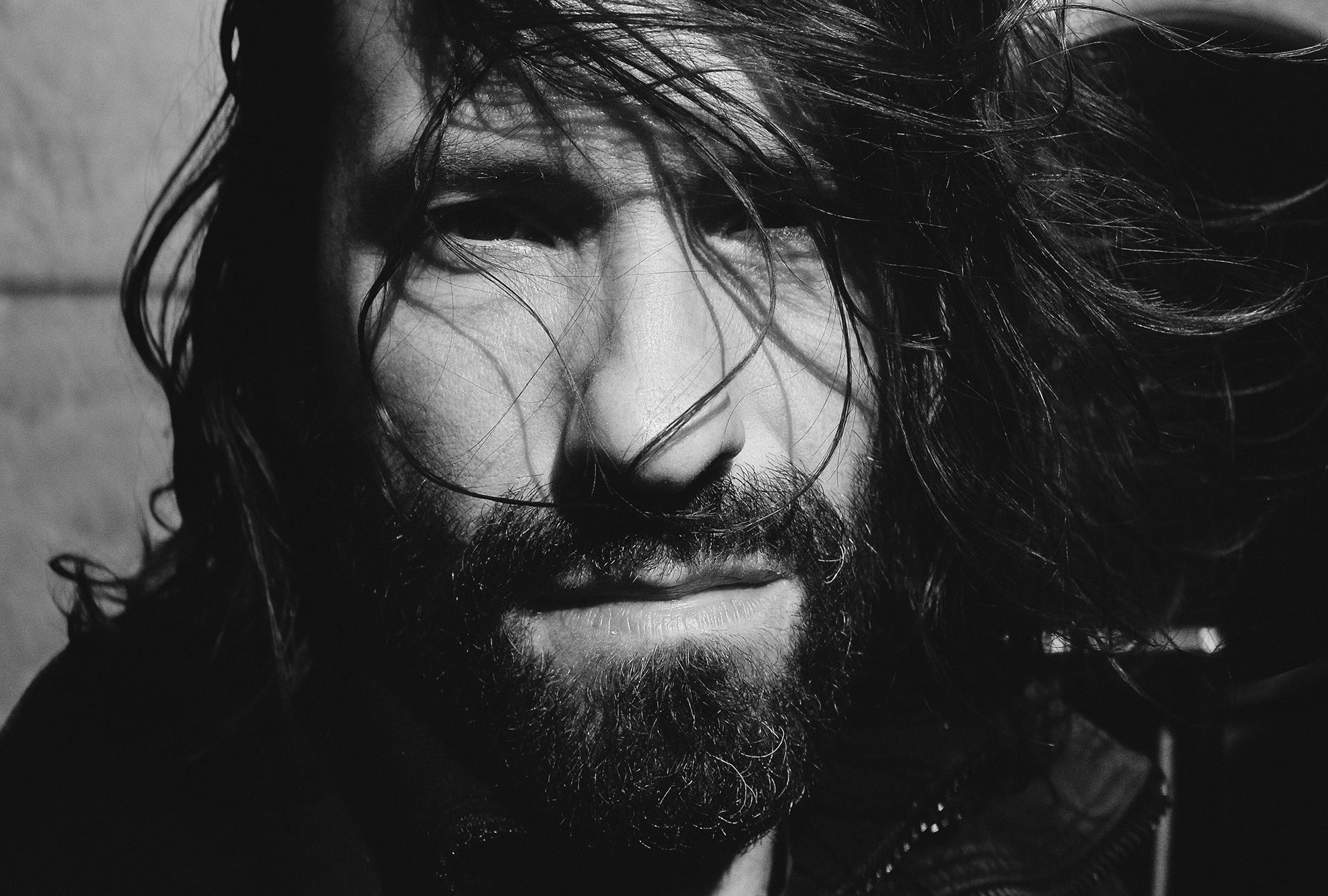 LAURENT DEMARTINI I Laurent Demartini | Photographe de Presse, Portraitiste, Poète & Artiste Engagé