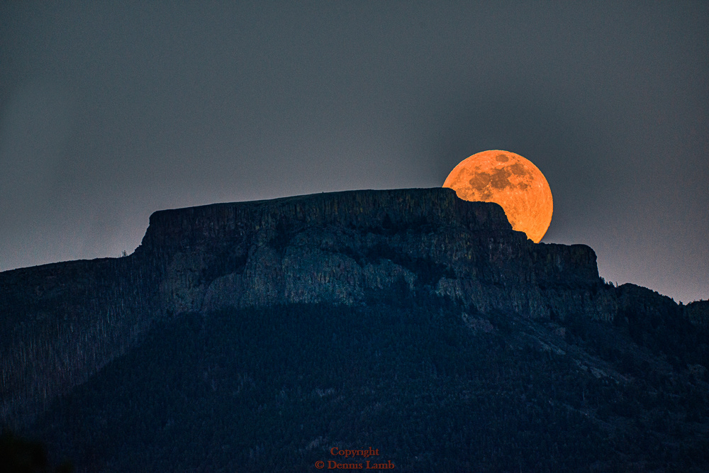 Super Moon Rising