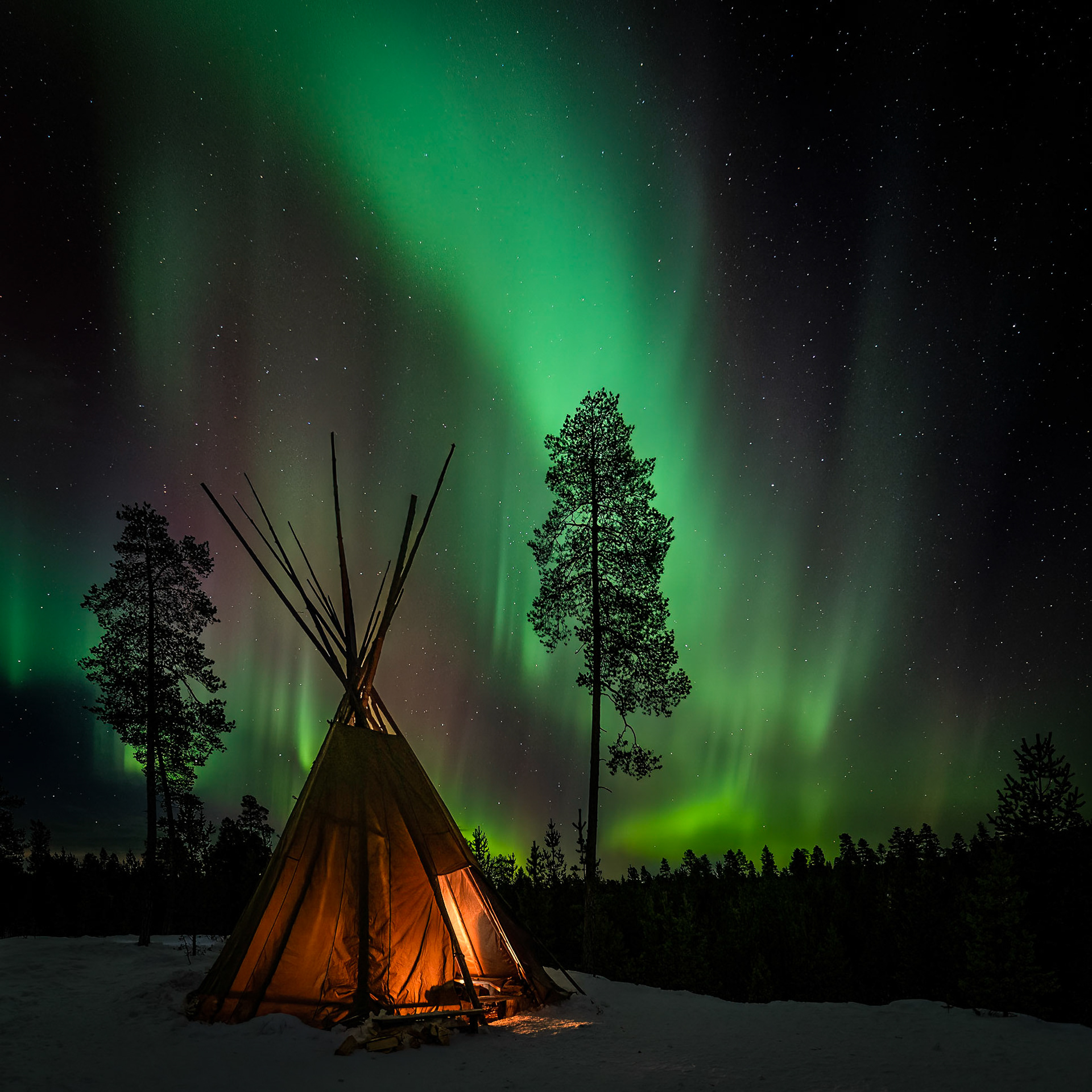 Taken in Nellim Finland with a long exposure on a holiday that was planned with the aim of seeing the Northern Lights. We were very lucky to have had 3 sightings in four nights.