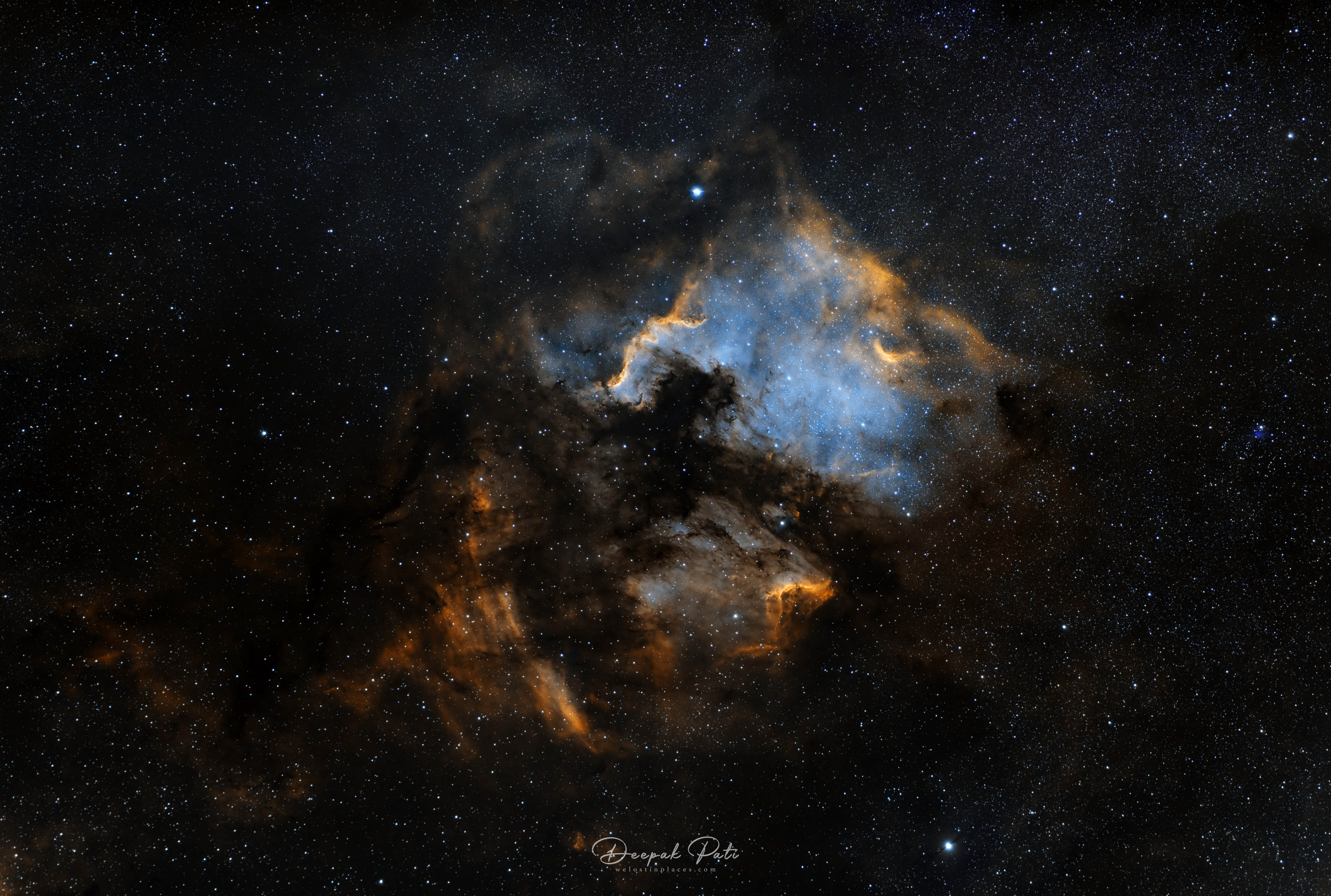The North American (NGC 7000) and Pelican Nebulae (IC 5070) in Hubble Palette