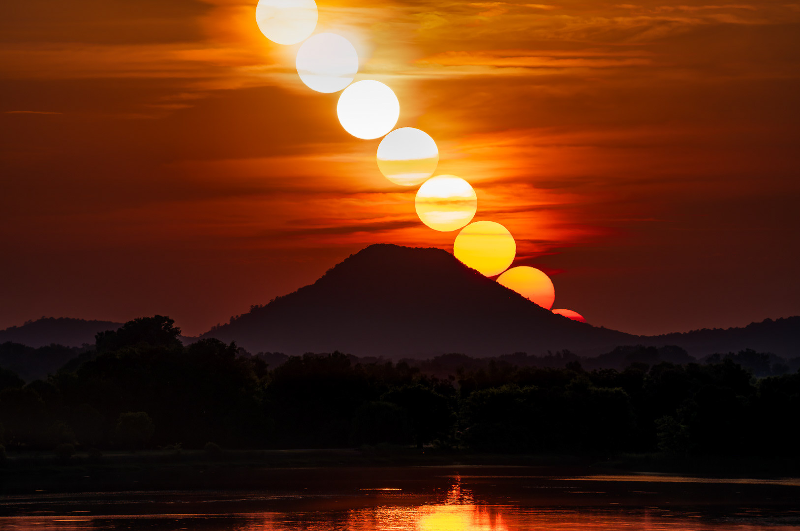 Pinnacle Sunset 02