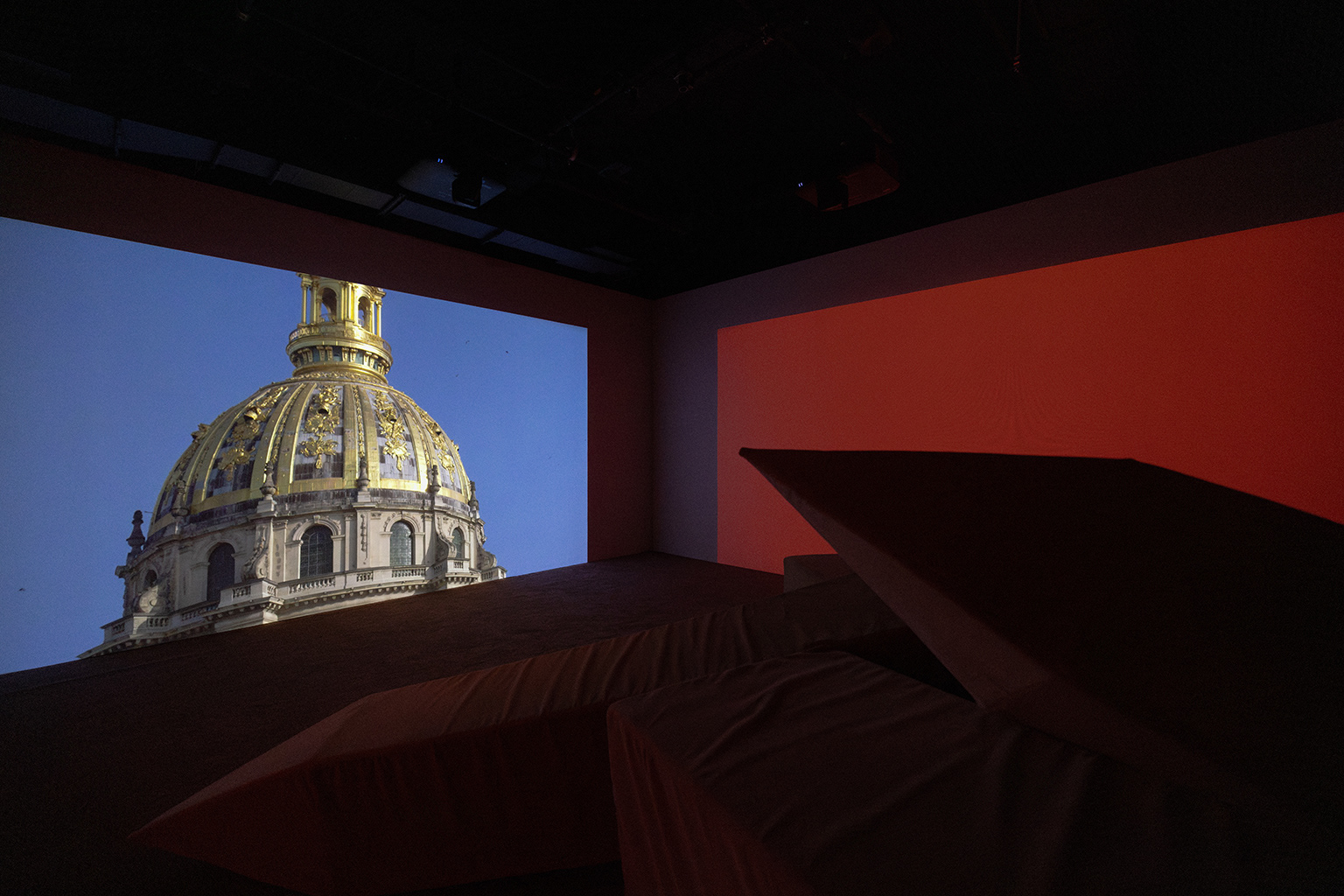 Iván Argote, Levitate, exhibition view presented at the Musée d’art contemporain de Montréal as part of MOMENTA 2025. Photo: Michael Patten.