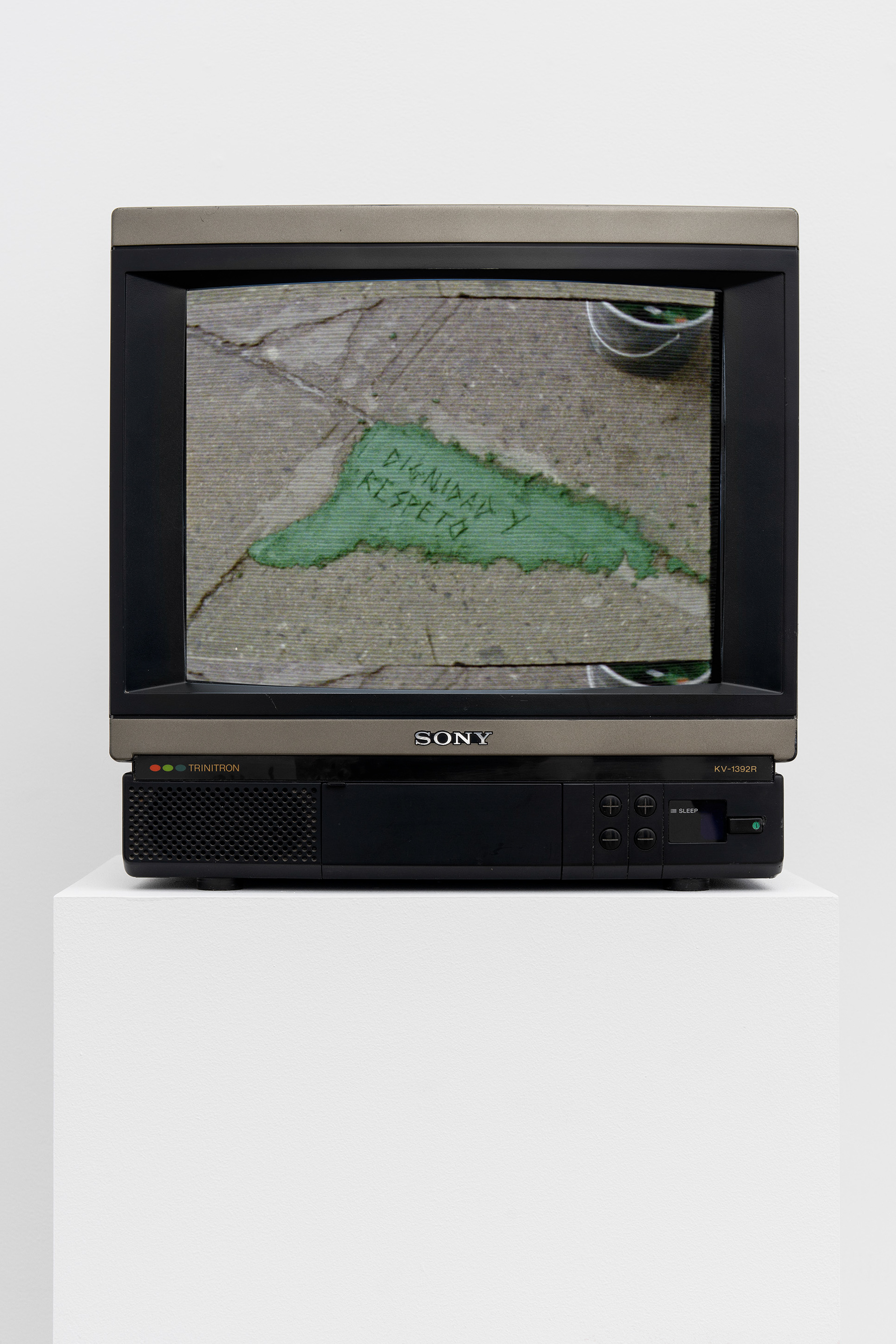 Iván Argote, Breathings, Perrotin NY. On view April - May 2025. Photo by Guillaume Ziccarelli. Courtesy of the artist and Perrotin.