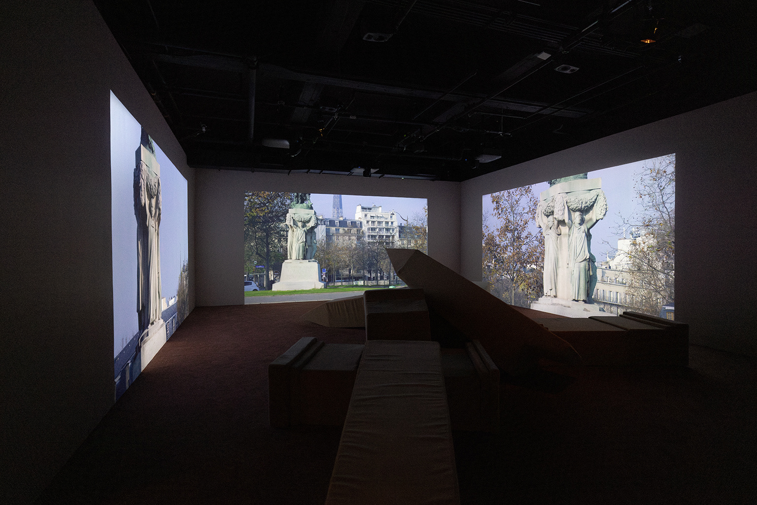 Iván Argote, Levitate, exhibition view presented at the Musée d’art contemporain de Montréal as part of MOMENTA 2025. Photo: Michael Patten.
