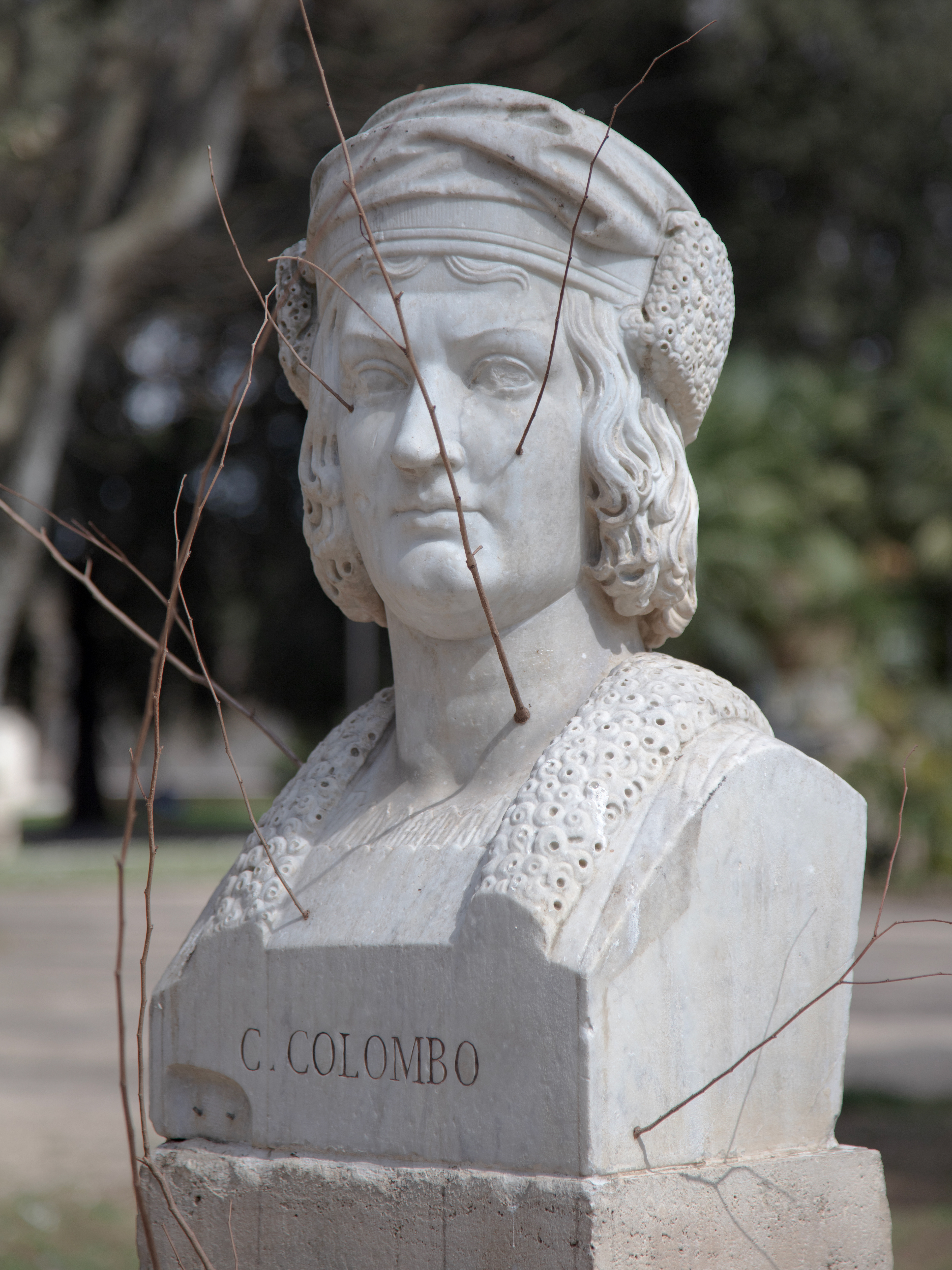 Excroissances (Cristoforo Colombo, Villa Borghese, Roma), 2022.