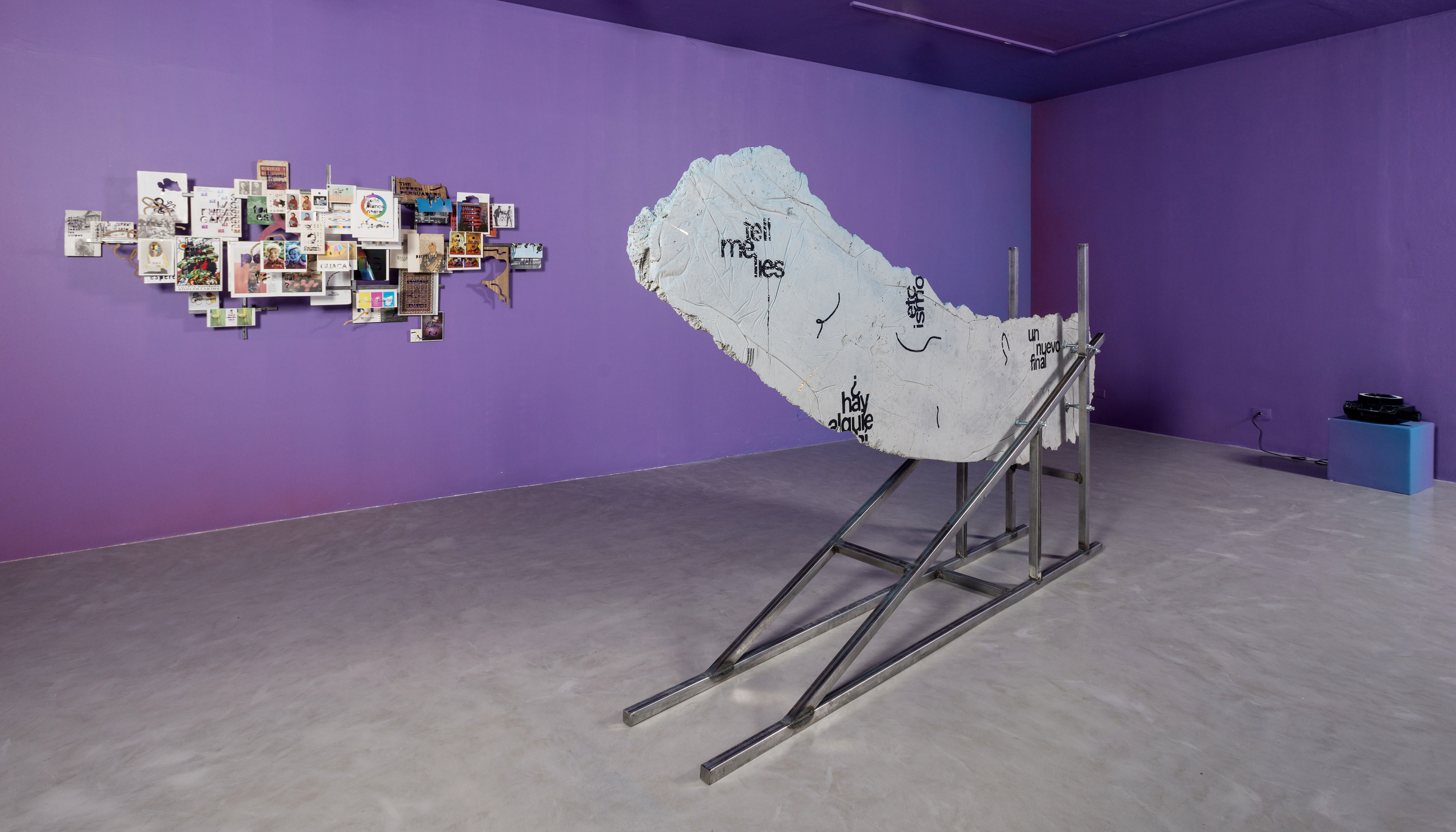 Iván Argote, Cómo lavar la loza coherentemente, NC Arte. On view 2015. Courtesy of the artist and NC Arte.