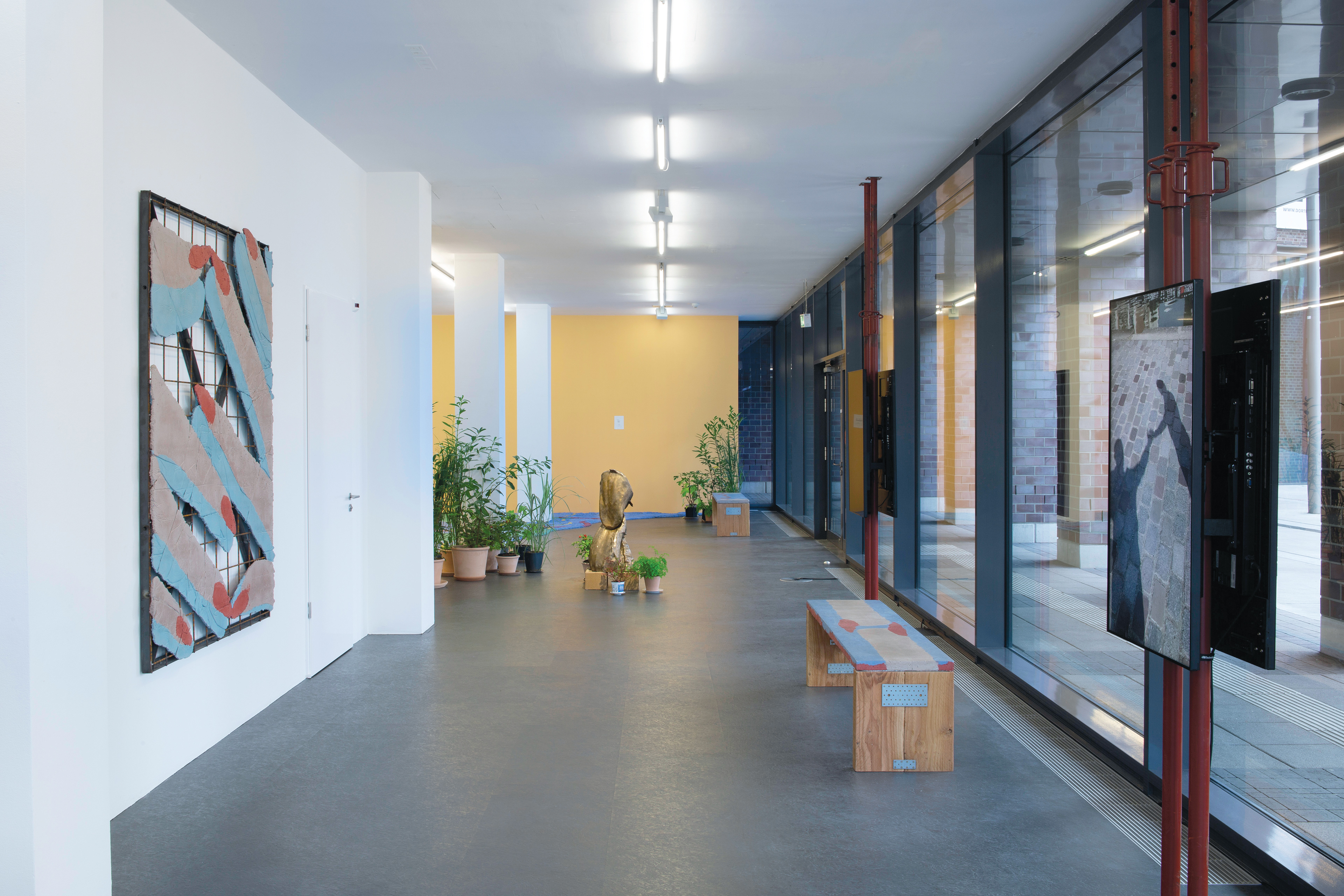 Iván Argote, Chaflierplatz, Dortmunder Kunstverein. On view September - November 2021. Courtesy of the artist and Dortmunder Kunstverein.