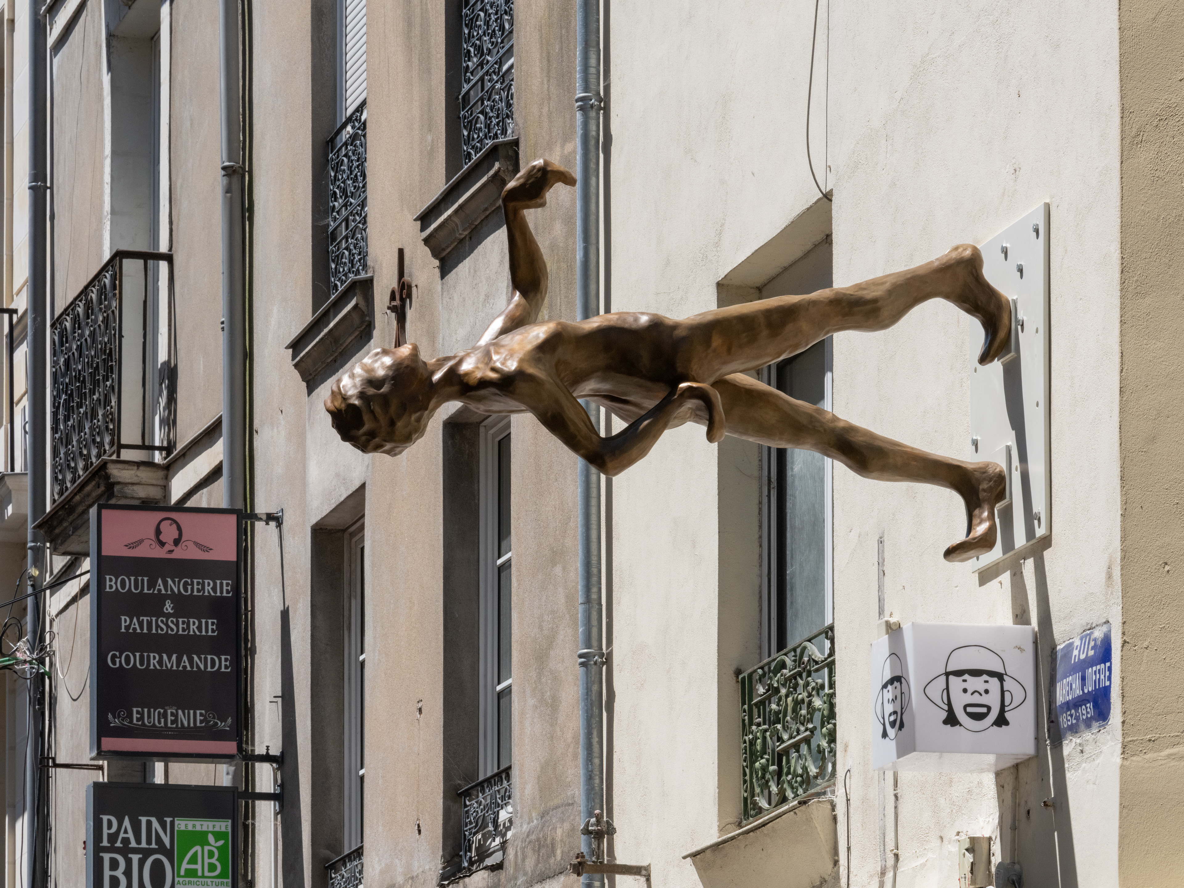 Iván Argote, Antipodo, L'Étrange Été, Le Voyage à Nantes, 2025. Photography by Martin Argyroglo. Courtesy of Le Voyage à Nantes. 
