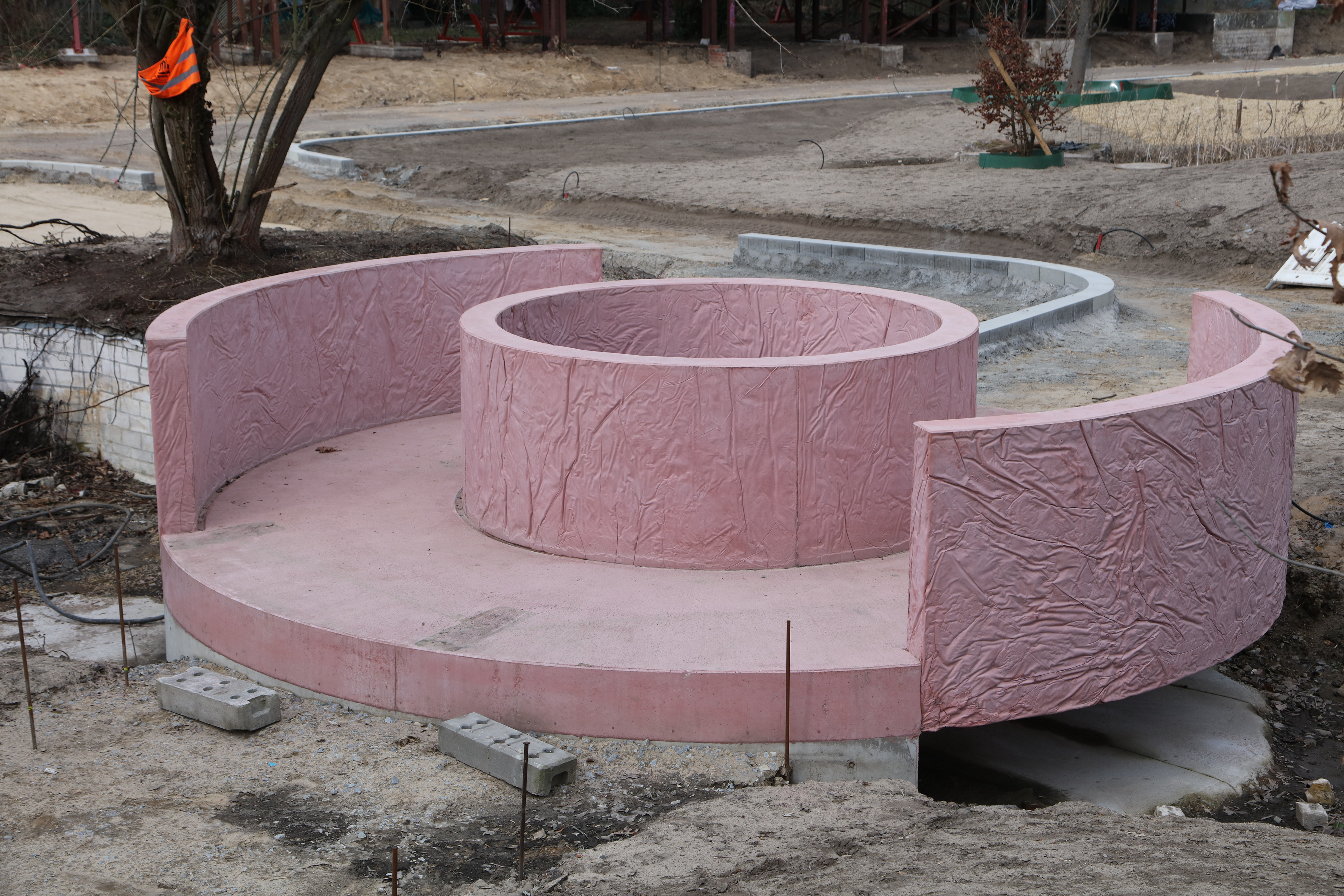 Bridges Spreepark. Image courtesy of Studio Iván Argote