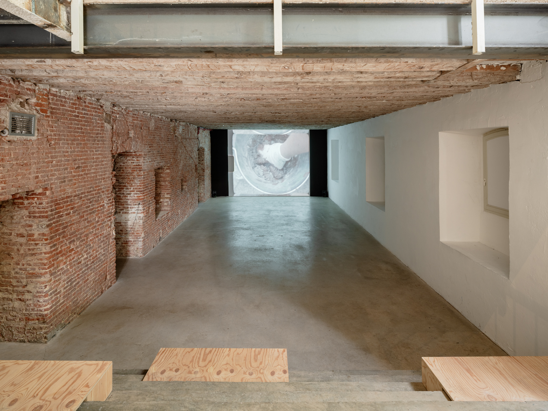 Views from "Una Lucha de Paisajes", Iván Argote, Albarrán Bourdais. November 20th, 2025 - January 10th, 2026. Photographer: Pablo Gómez-Ogando.