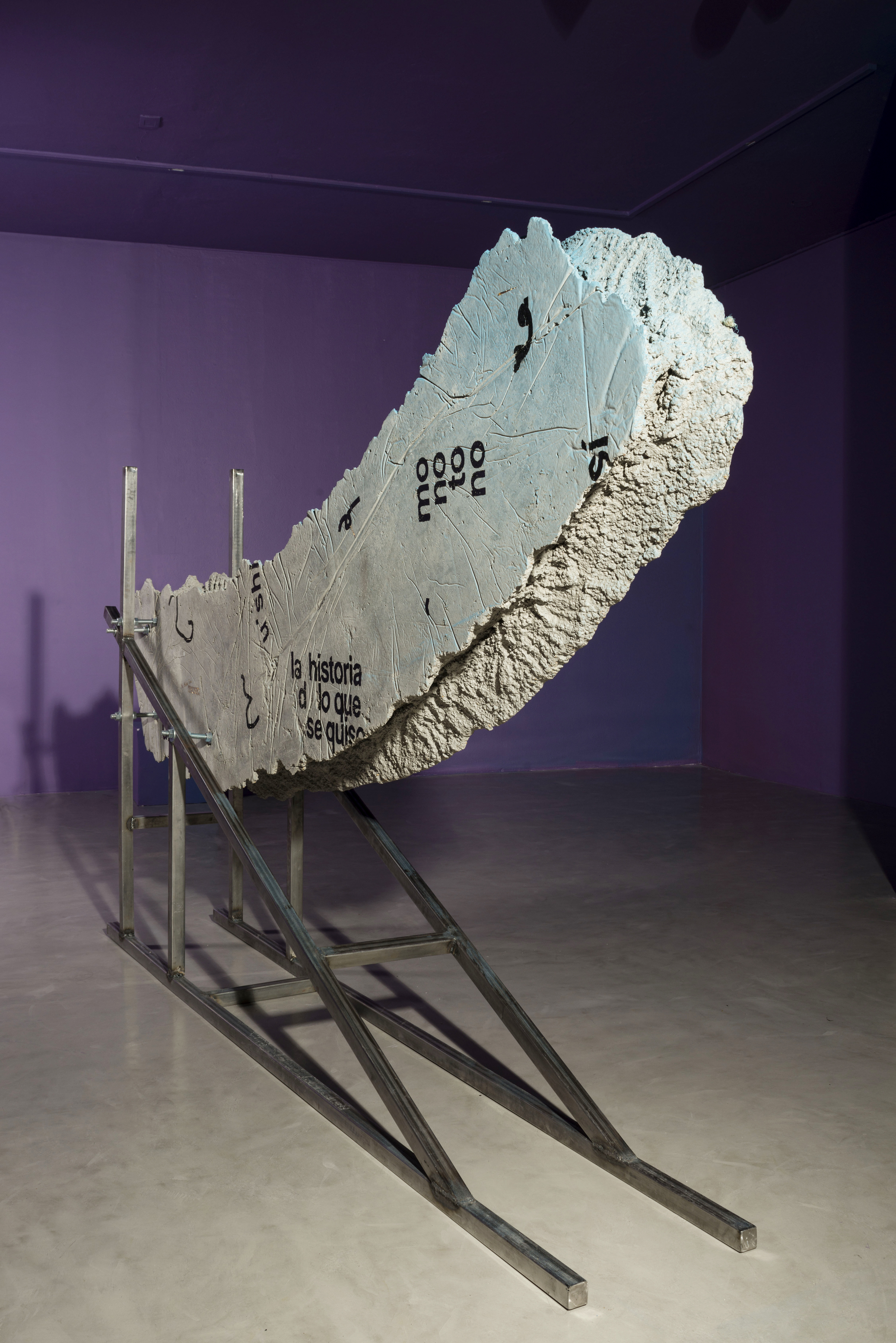 Iván Argote, Excerpt: Un nuevo final, 2015, NC-arte Bogotá, Colombia.