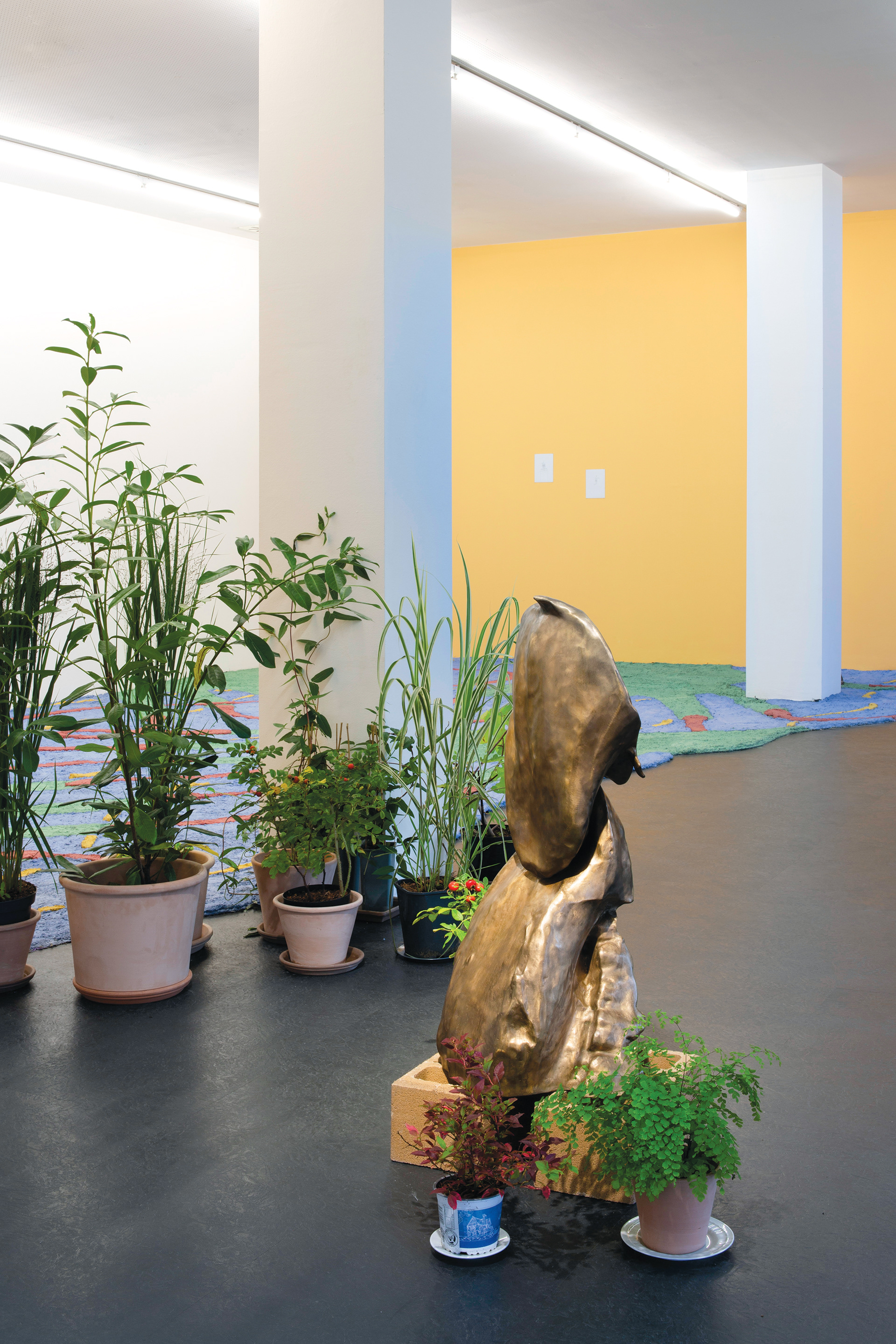 Iván Argote, Chaflierplatz, Dortmunder Kunstverein. On view September - November 2021. Courtesy of the artist and Dortmunder Kunstverein.